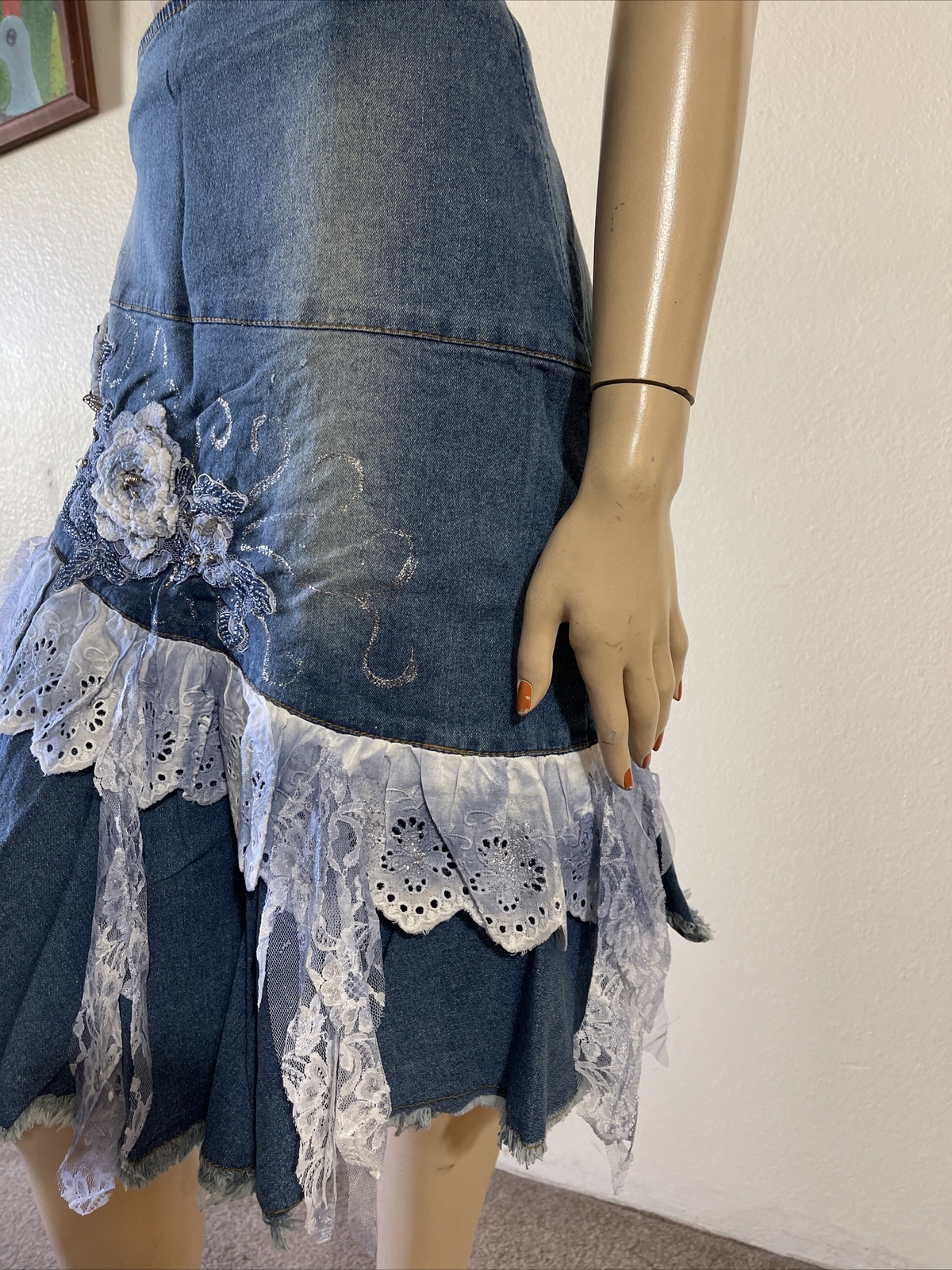 Blue Denim Beaded Embroidery Lace Ruffle A-line Midi Zip Size S (4-6) Skirt 905
