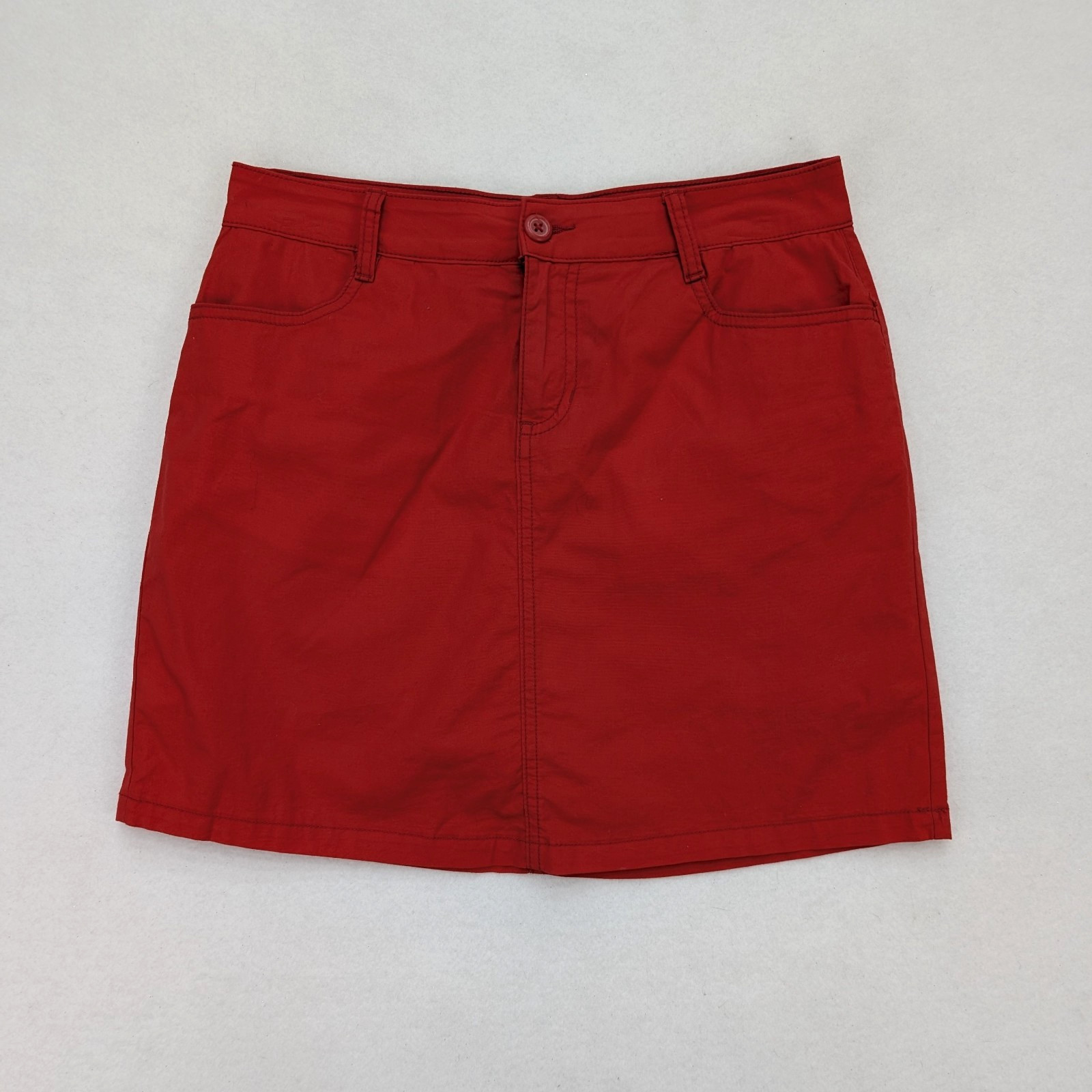 St. John’s Bay Women’s Skort Size 4 Red Classic Colorful
