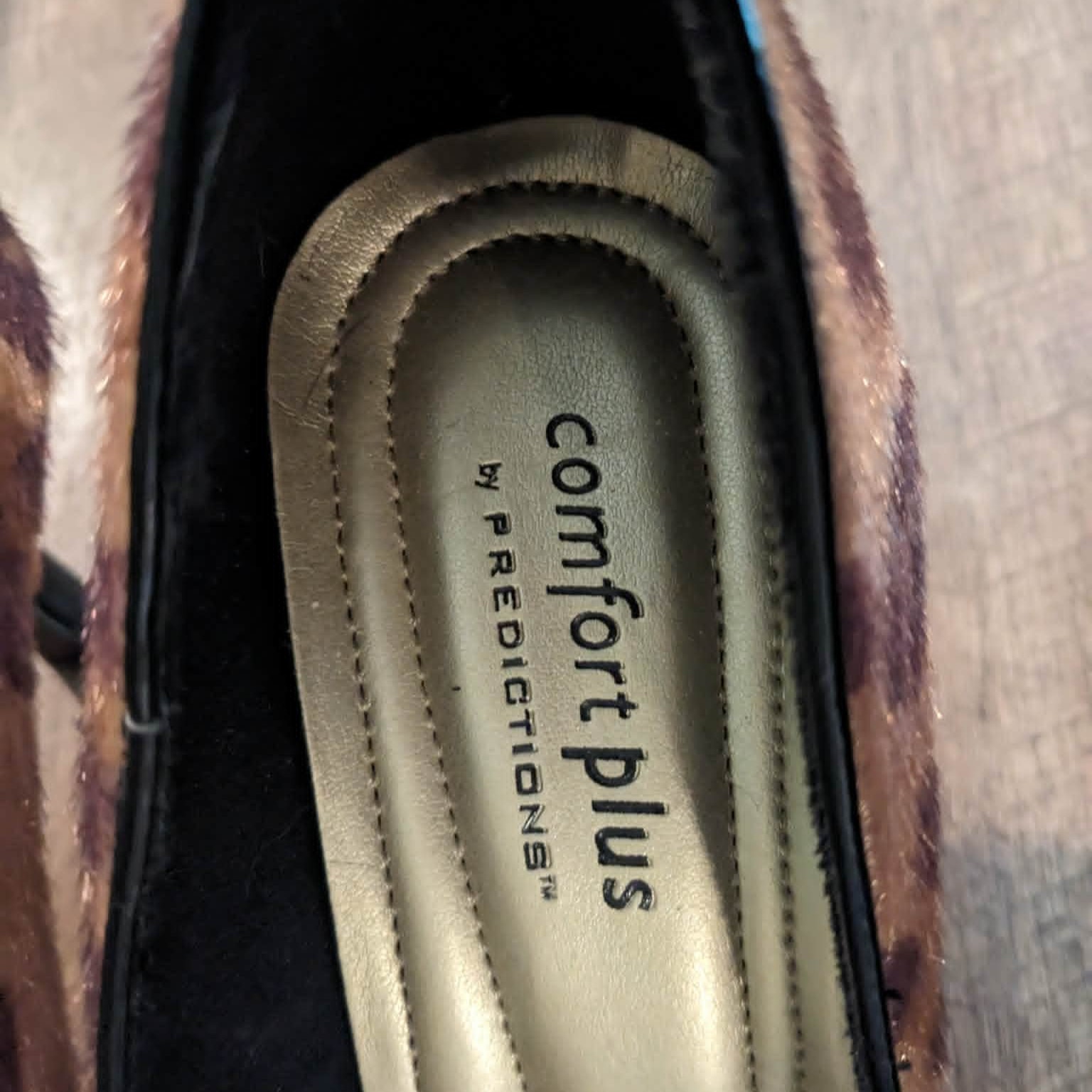 Comfort Plus Faux Calf Hair Leopard Print Memory Foam 2 inch Pumps size 5 – NWT