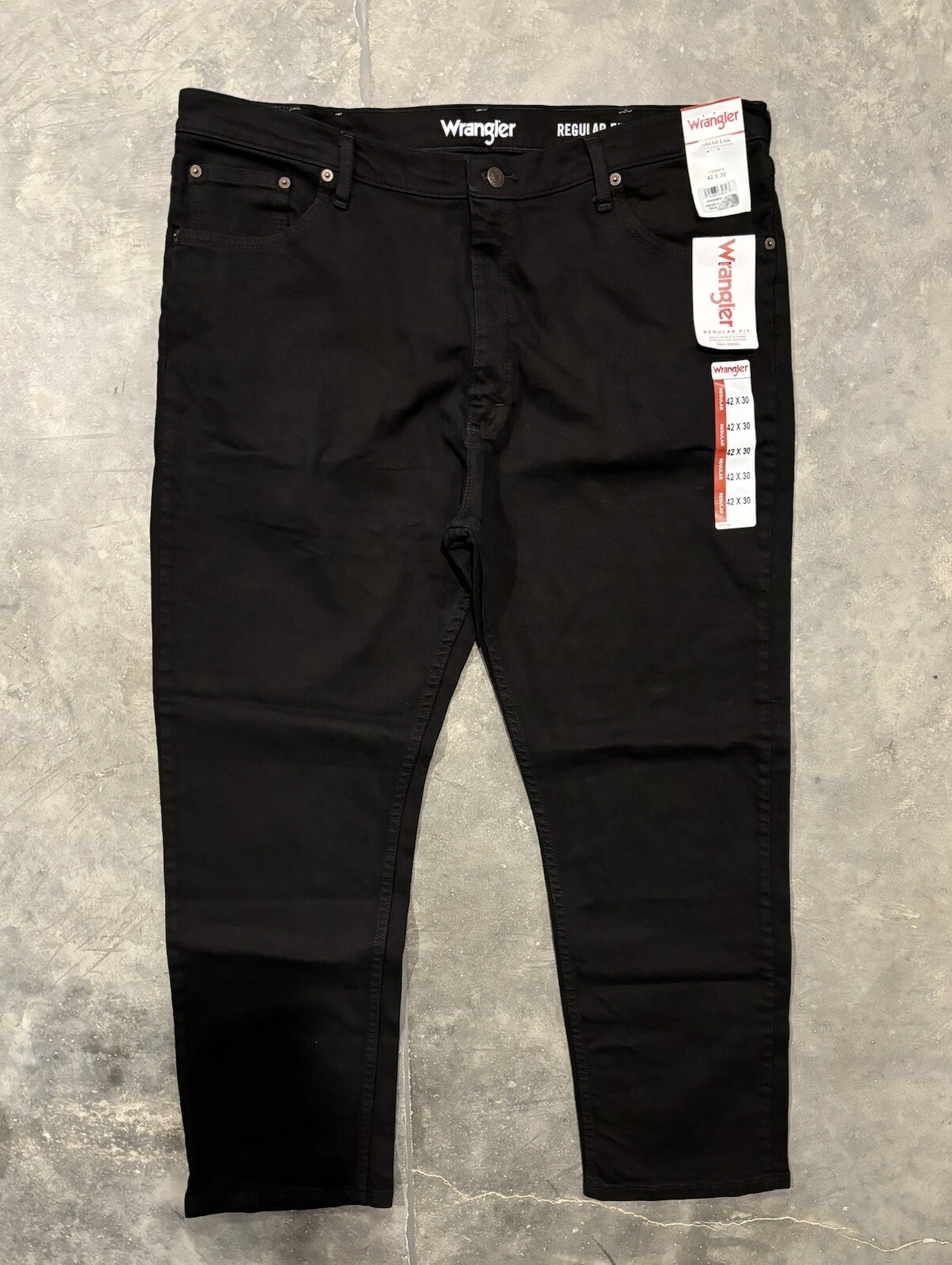 NWT Wrangler Regular Fit Black Denim Jeans Pants Mens Sz 42X30 Stretch