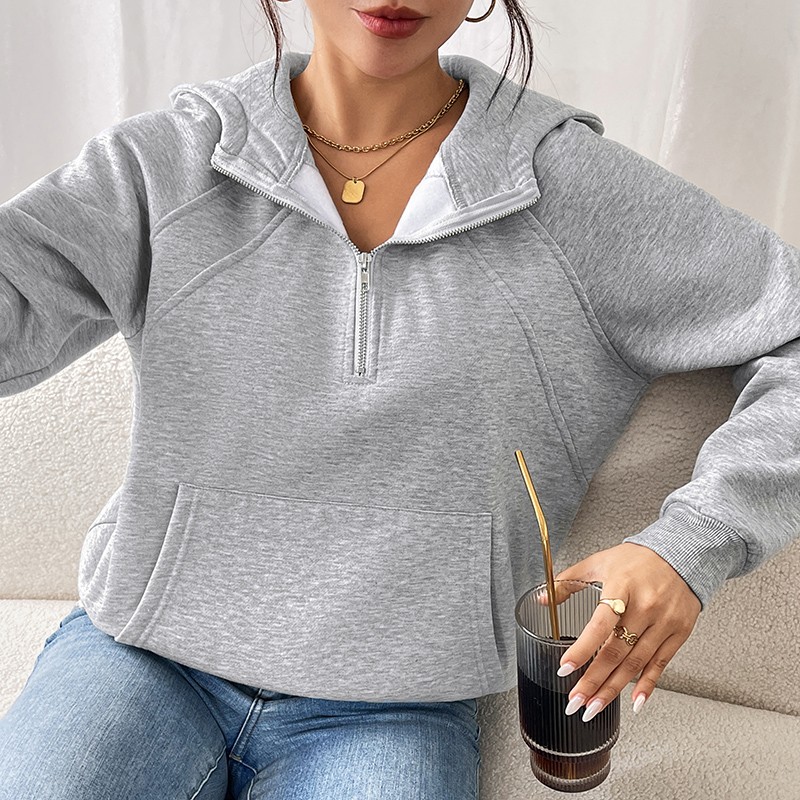 Women’s Long Sleeve Hooded Solid Color Pullover Sweatshirt for Autumn and Winter