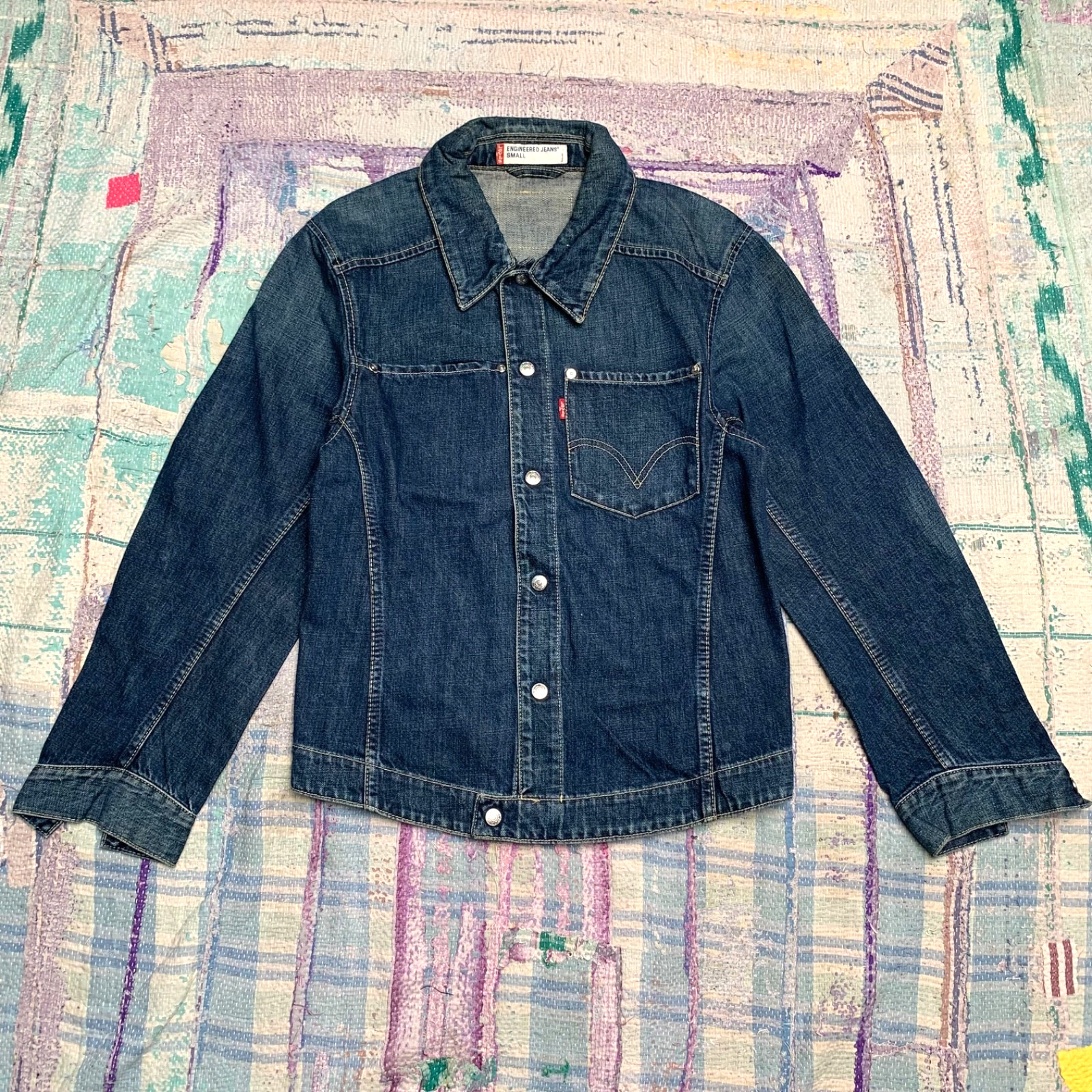 Vintage Y2K Levi’s Engineered Denim Snap Button Jean Jacket Small