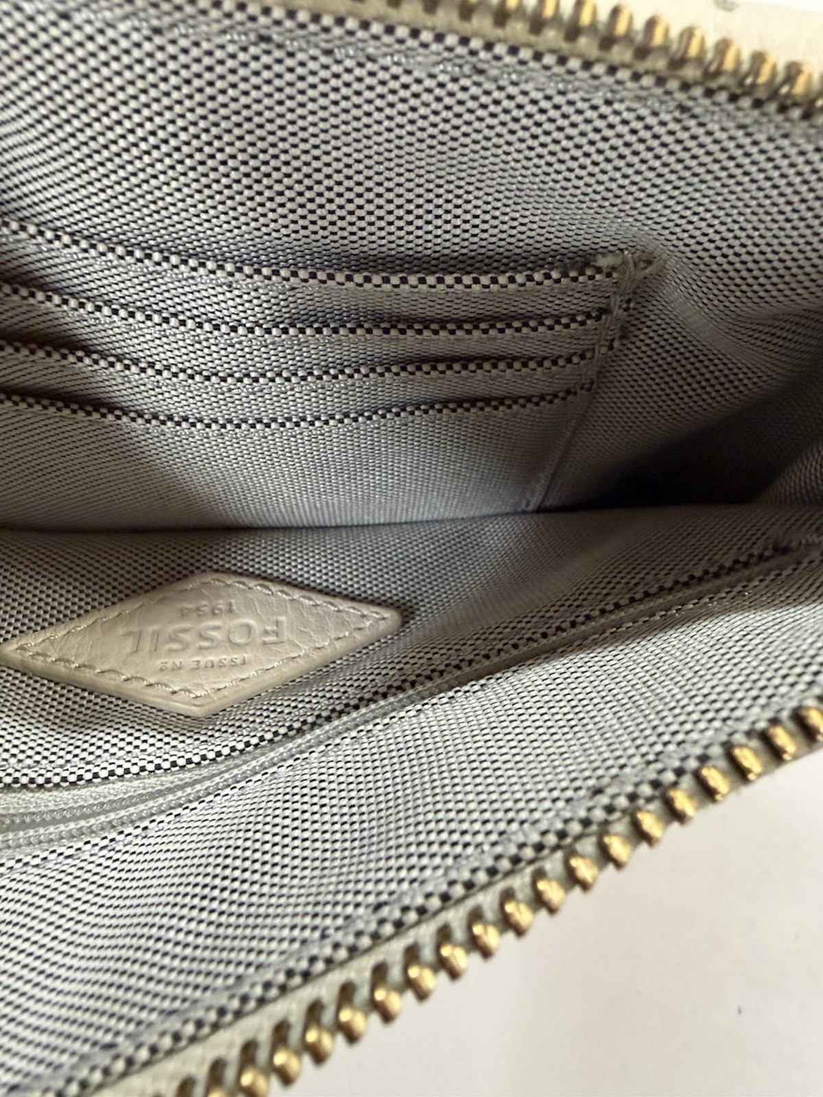 Fossil Leather Crossbody Bag Cream Ivory Pebbled Small Purse Gold