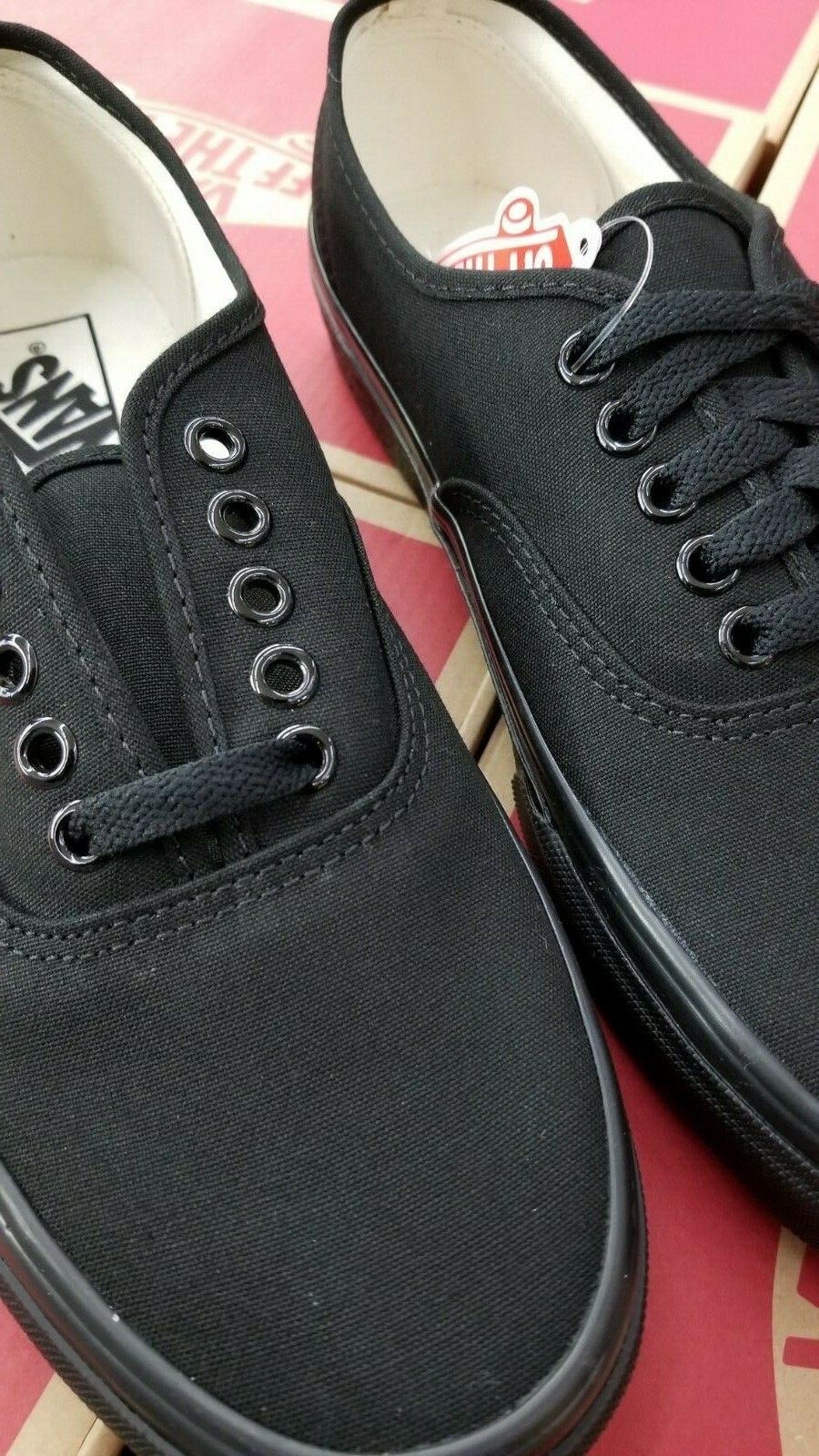 VANS AUTHENTIC MEN’S CANVAS BLACK / BLACK VN000EE3BKA