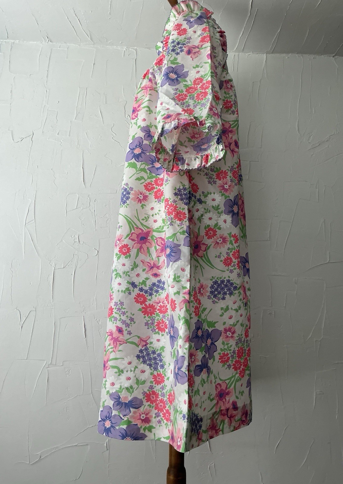 Models Coat VTG Robe Floral Ruffled Snaps Size 14 USA Never Used Authentic NWOT