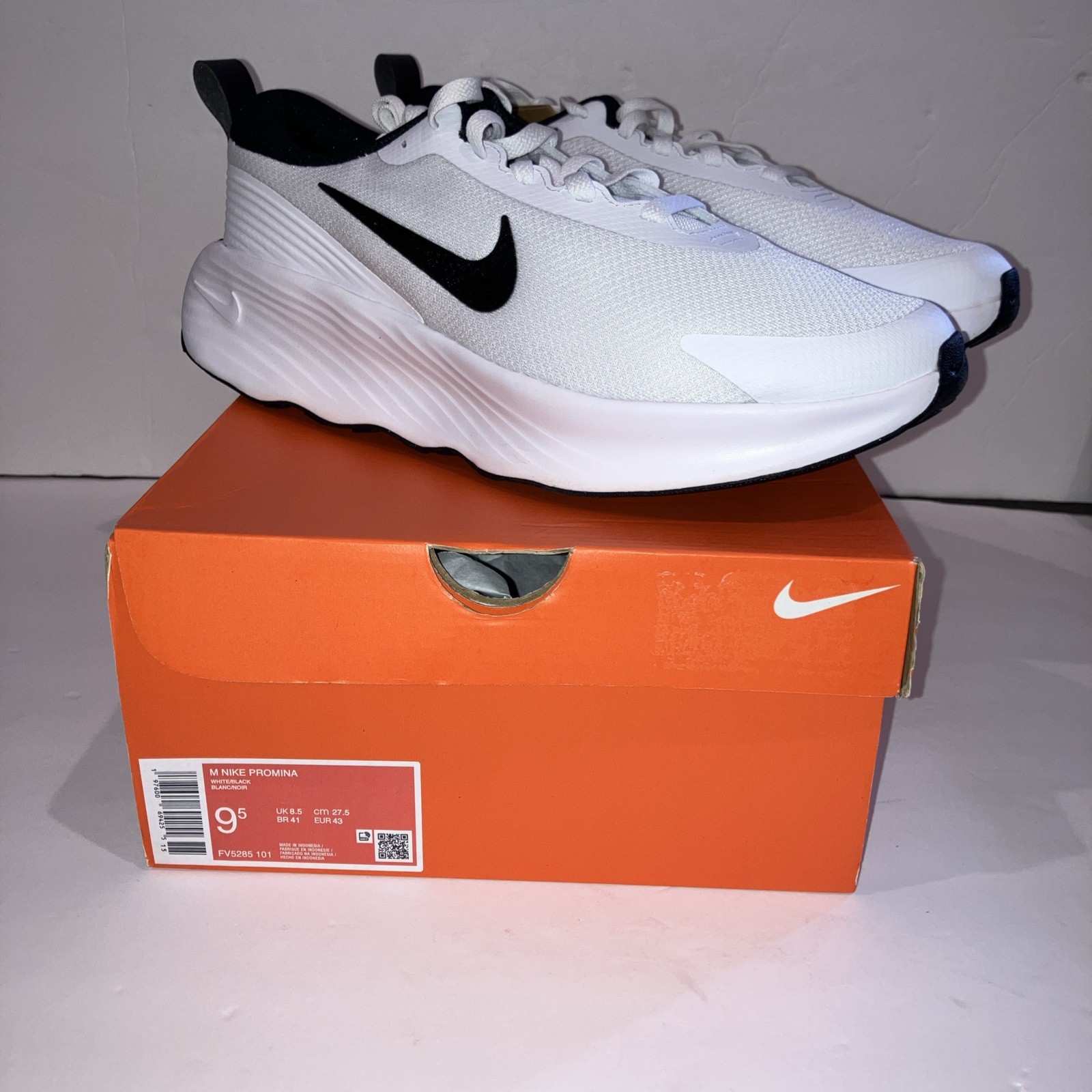 Nike Promina Running Shoes Mens 9.5 White Black FV5285-101 NEW