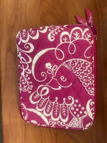 Vera Bradley E Reader iPad Mini Zip Case 8.5in x 6.25in Pink Floral pattern
