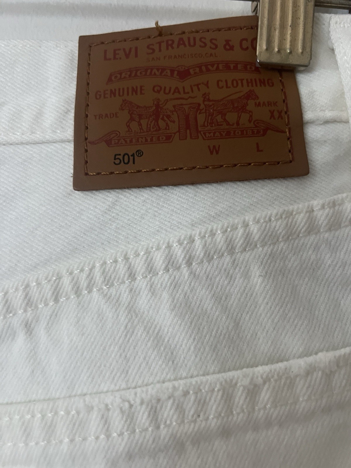 Levi’s Premium 501 Women’s White Denim Cut Off Shorts Mid Rise 5-Pocket Size 27
