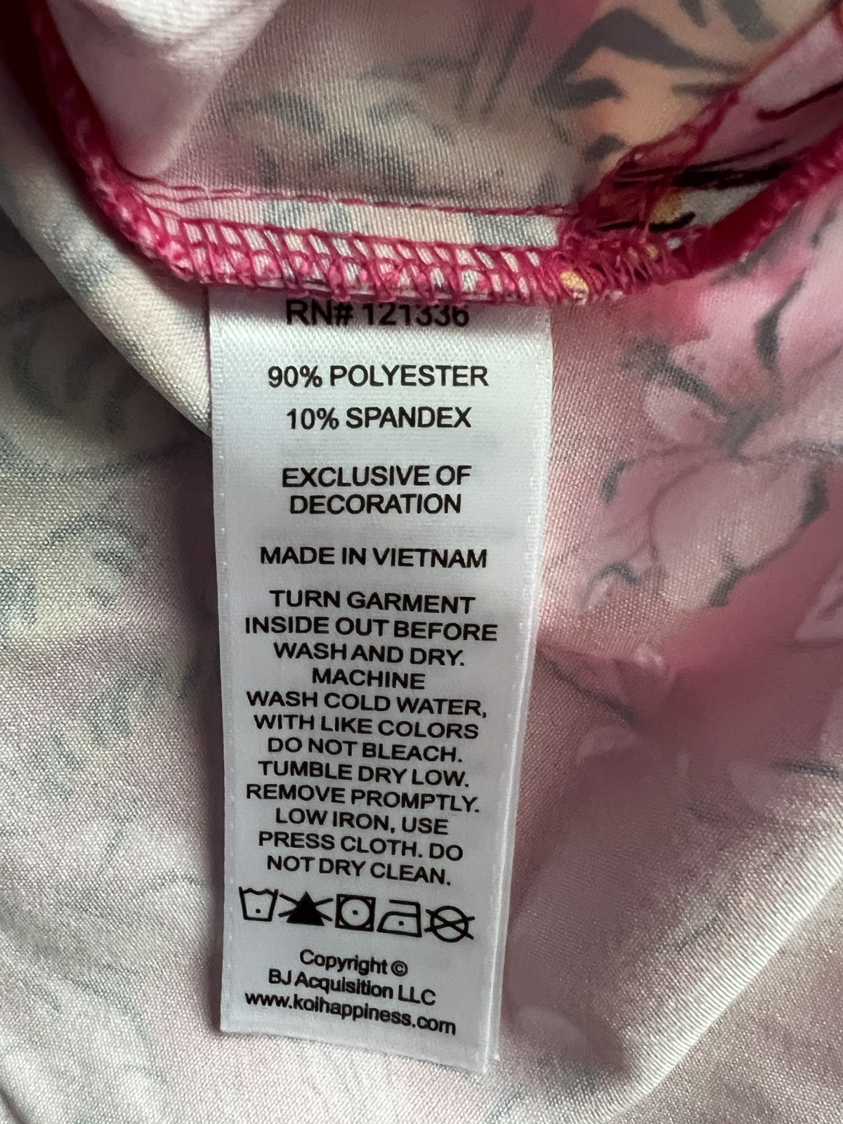 Koi Betsey Johnson Scrub Top Women’s XL Pink Tiger Babe Floral Nursing Medical