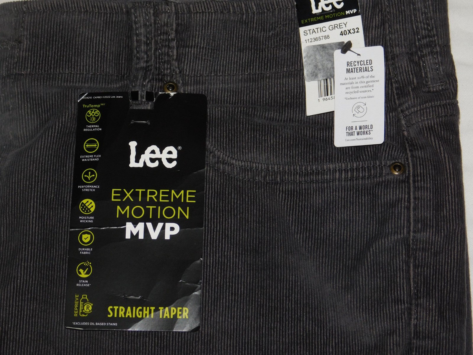 LEE Extreme Motion MVP Straight Taper Corduroy Pants Stretch Jean Cut Gray