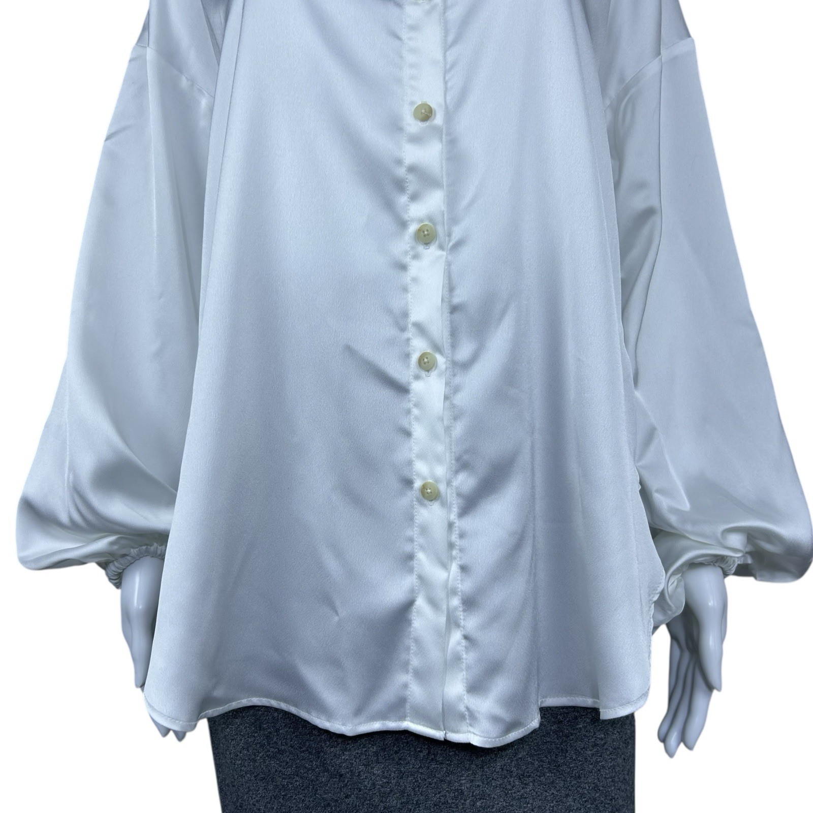 Kallmeyer Appartement Ballon Satin Button Down Shirt Size 4 Quiet Luxury Blouse