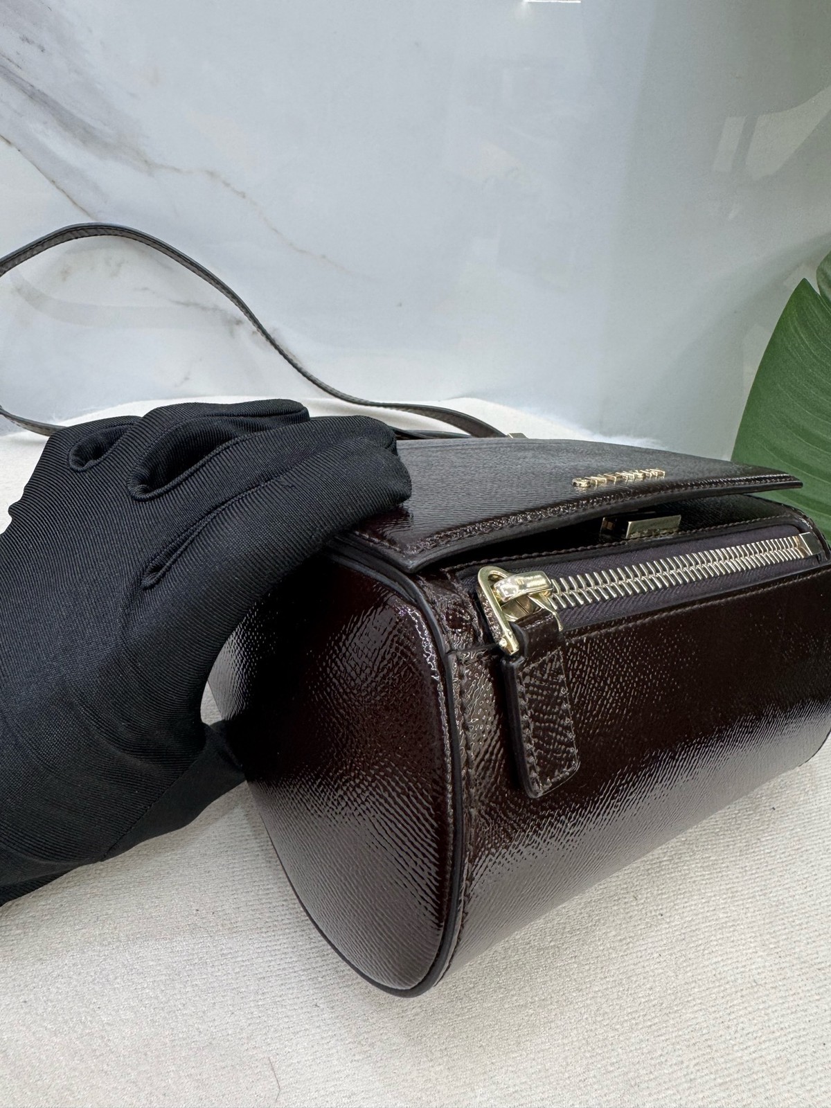 Givenchy Pre-Owned Authentic Crossbody Bag Burgundy 18x11x16cm