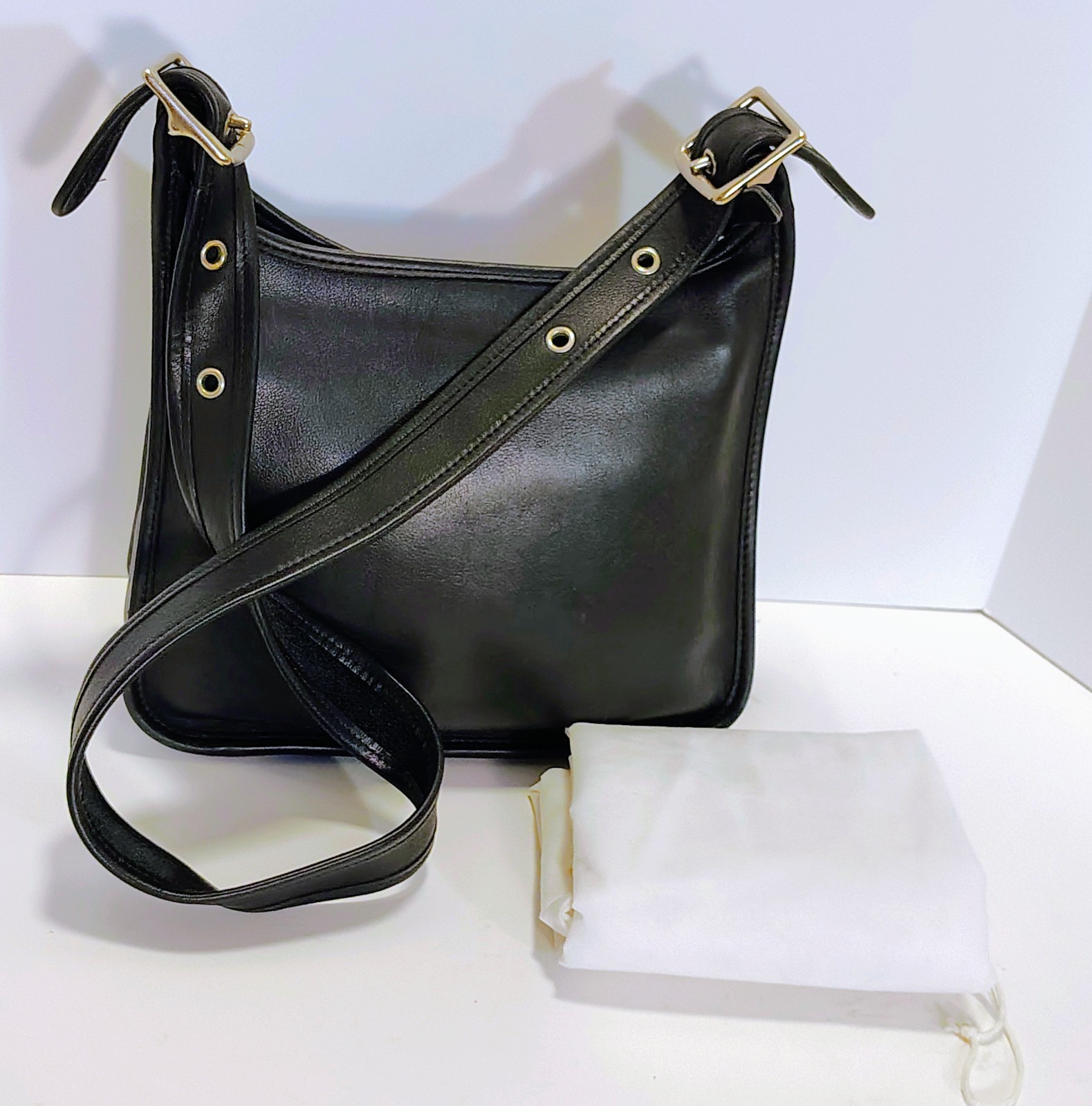 Vintage Coach 9966 Legacy Black Leather Zip Shoulder Bag Excellent Condition