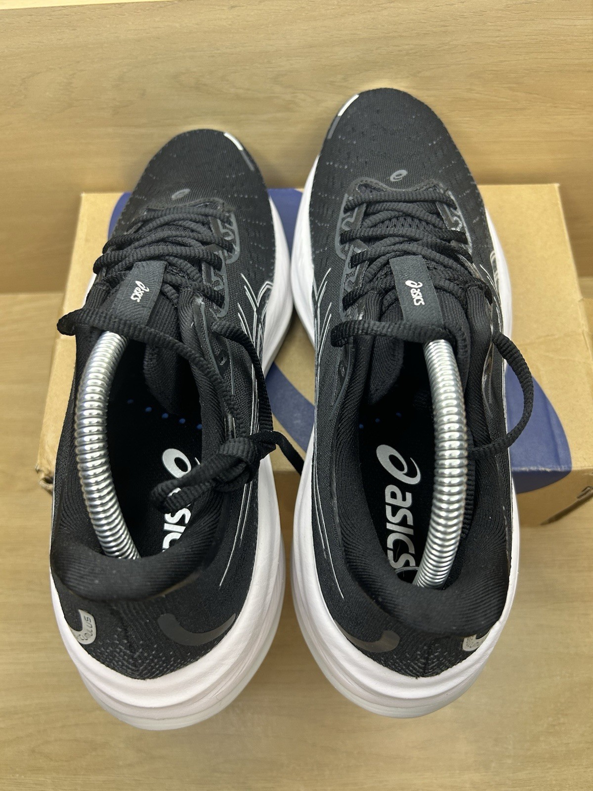 ASICS Gel Cumulus 26 Black Concrete – Women’s 10