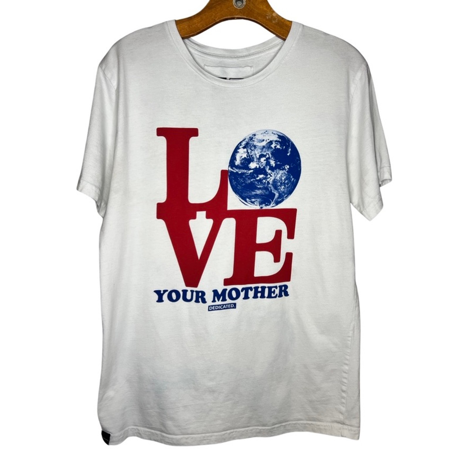 Men’s/Unisex Dedicated Stockholm Love Your Mother Earth Graphic Tee – M