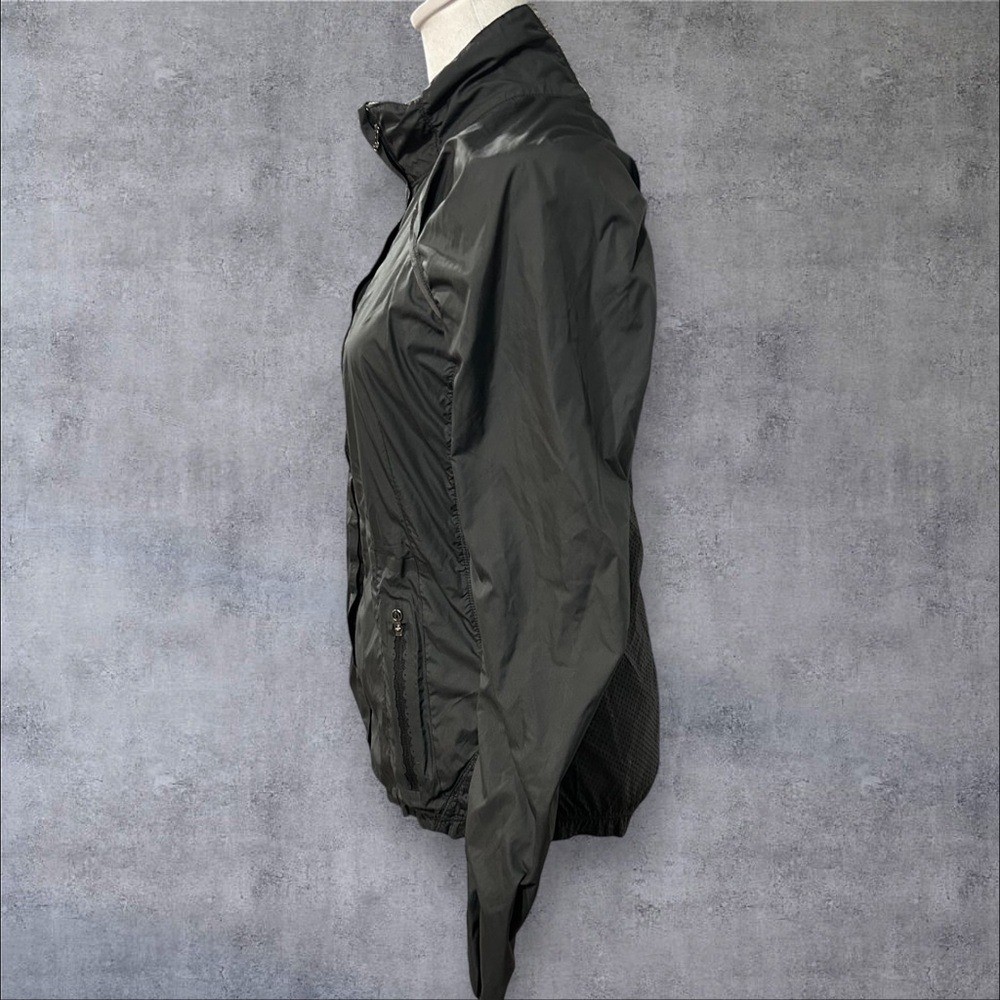 Lululemon Run Essential Jacket Black / Anthracite Grey Sz 6