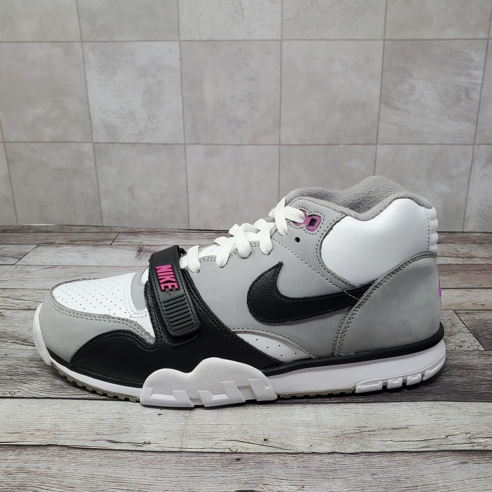 Nike Air Trainer 1 FN6885-062 Medium Grey Black White Hyper Violet Mens Size 9.5