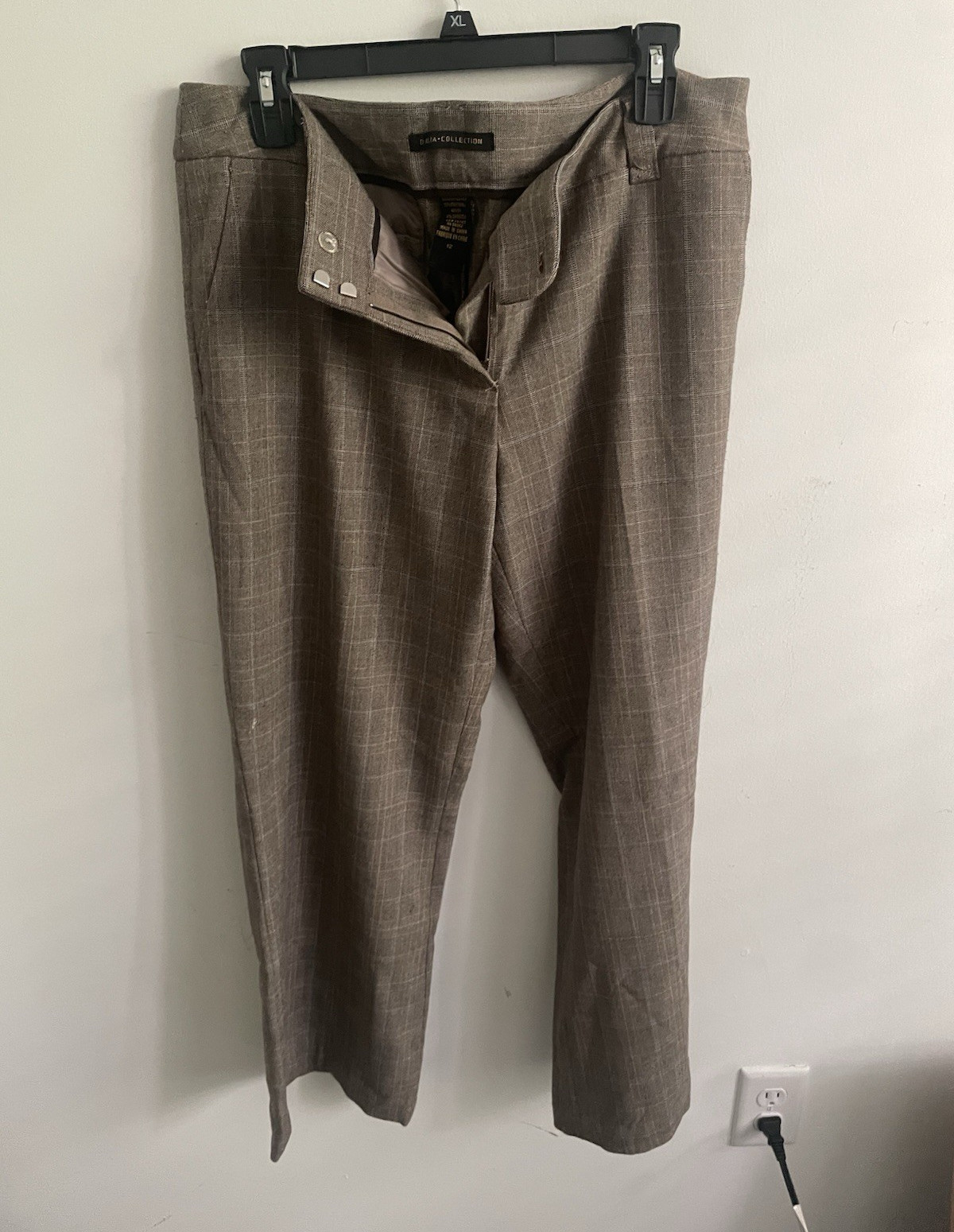 Dalia Collection Women’s Brown Plaid Straight Leg Dress Pants Button Pockets