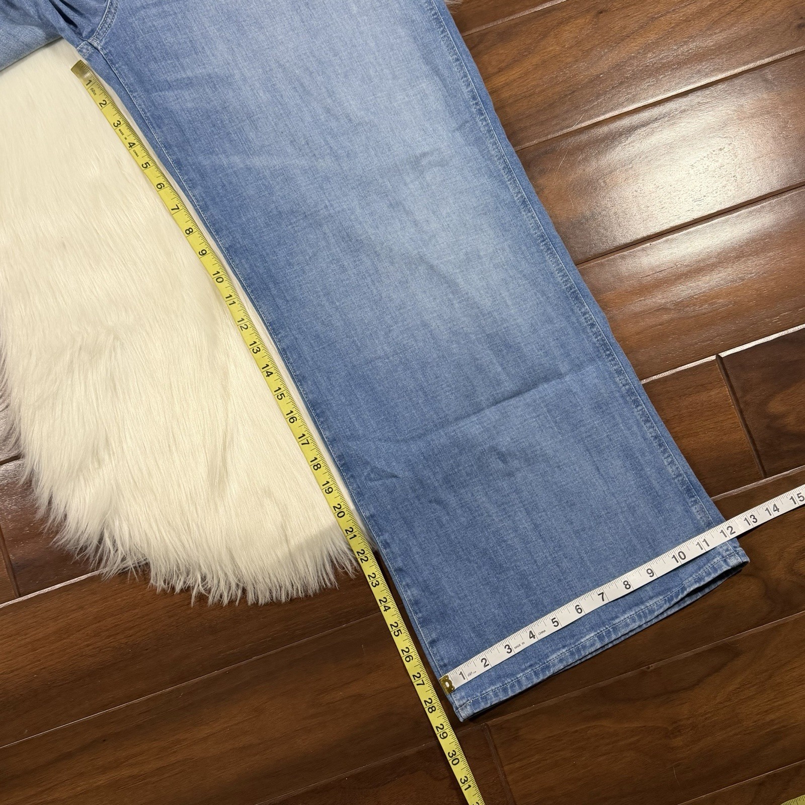 7 For All Mankind Women’s Size 32 Charleston Lotta Wide Leg Cropped Denim Jeans