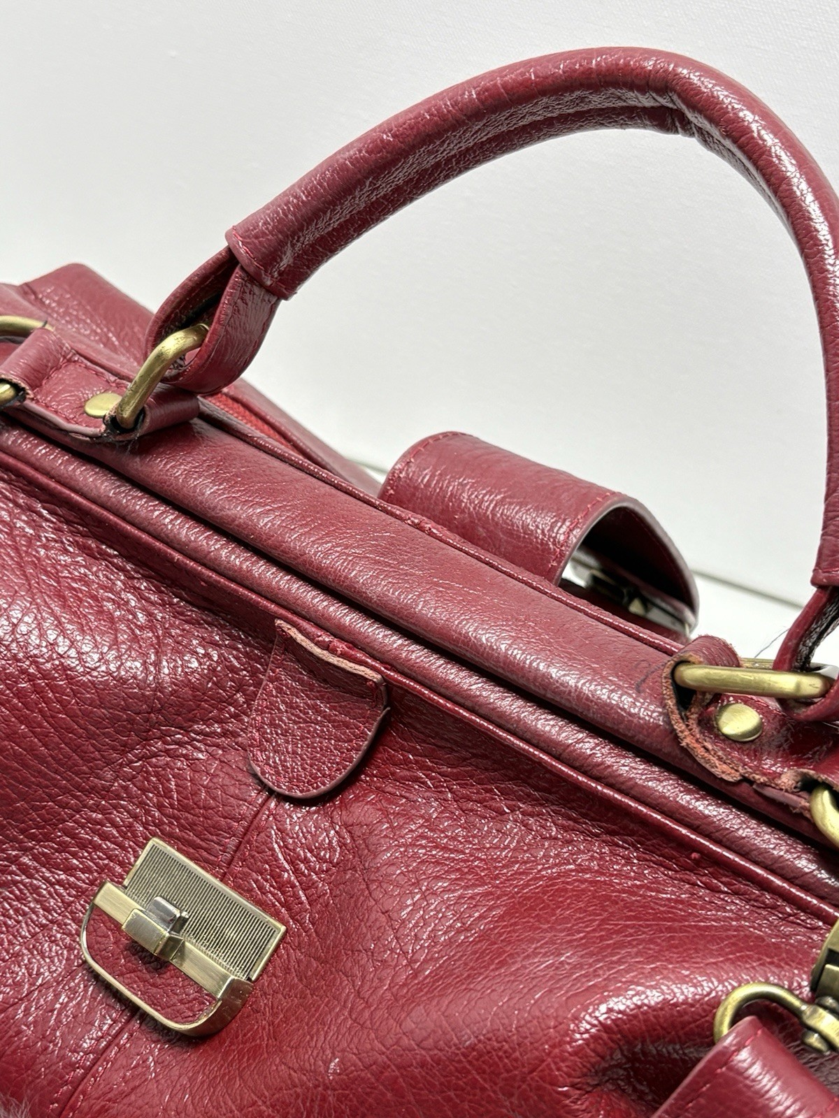 Ameri Leather Hillary Crossbody Red Bag W/ Handle Doctor Bag 13” X 6.75. 6.75