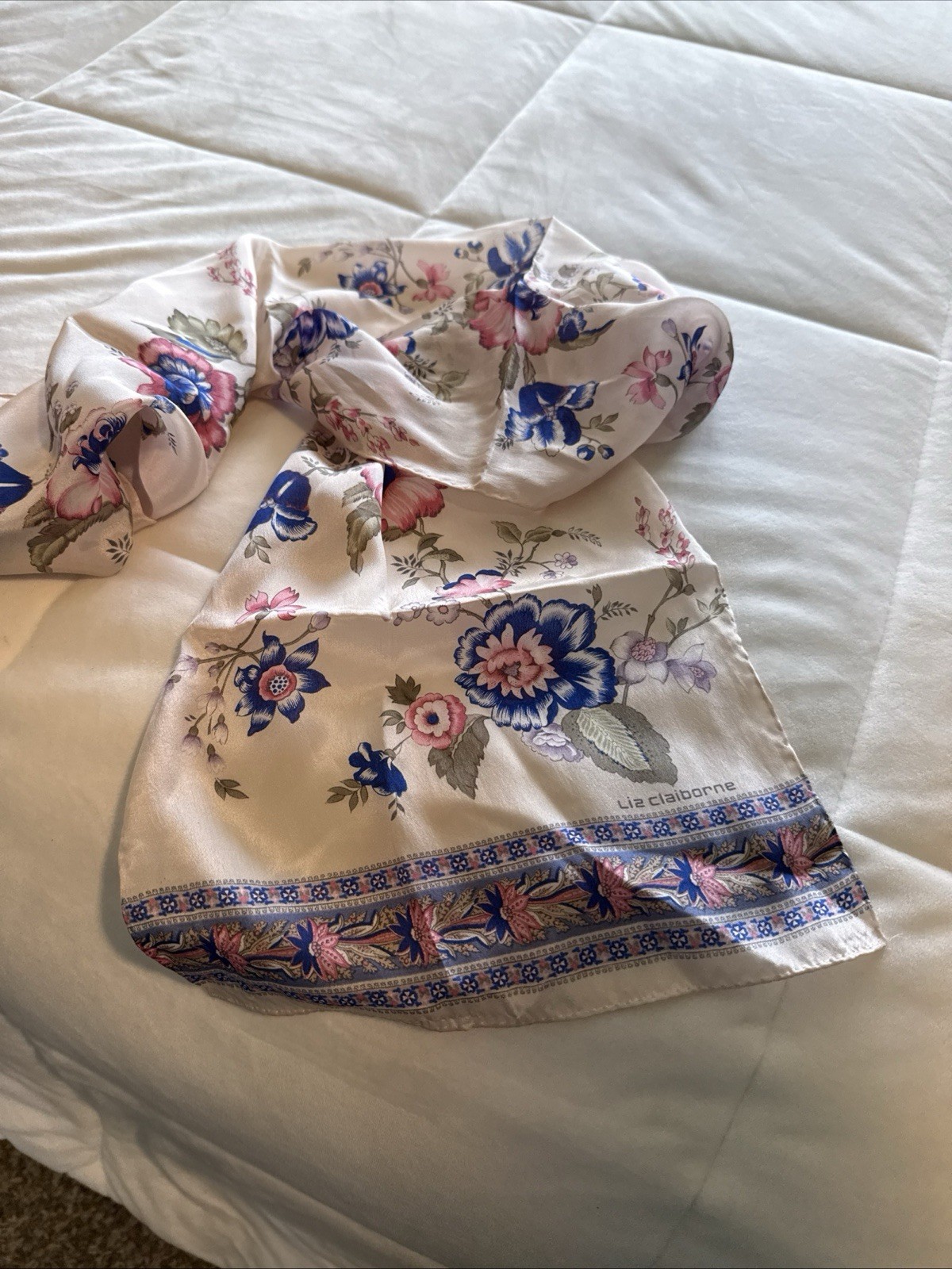 Liz Claiborne Floral Silk Satin Rectangle Scarf Ivory Pink Blue Green 52″ x 10″