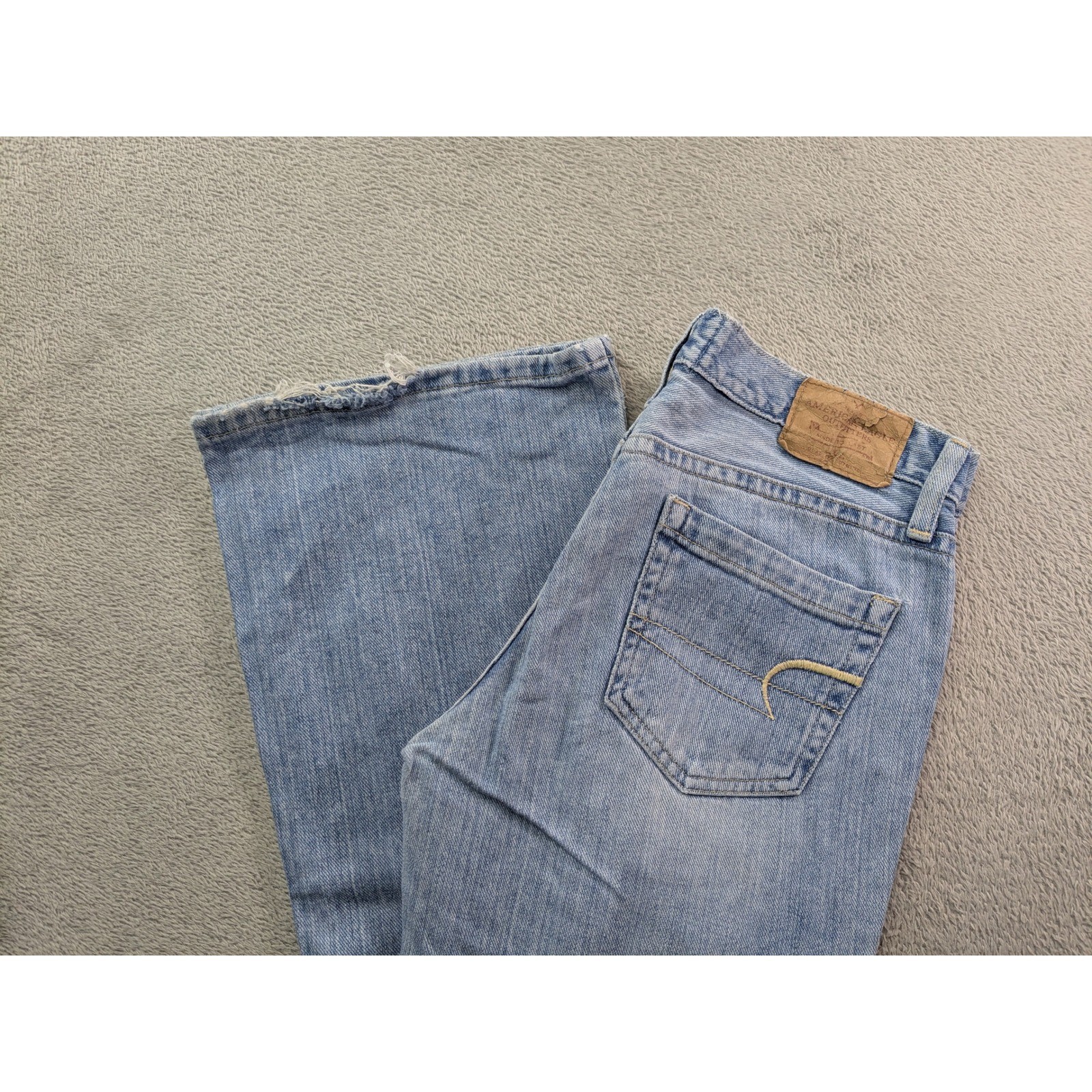 American Eagle Hipster Jeans Womens 6 Reg Light Wash Flare Low Rise Y2K Cotton