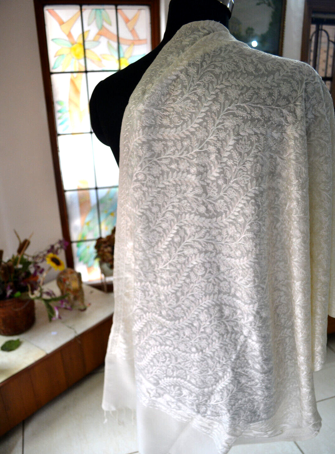 white EMBROIDERED wedding Bride shawl ~100% CASHMERE PASHMINA PAISLEY EMBROIDERY