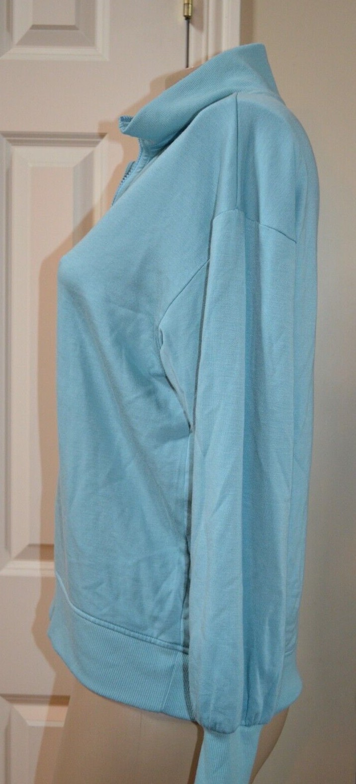 THREE DOTS ATHLEISURE ZIP NECKLINE PULLOVER TOP, size med