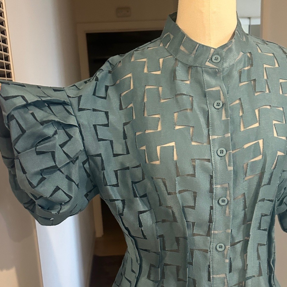 Funky Geometric Bubble-Sleeve Blouse