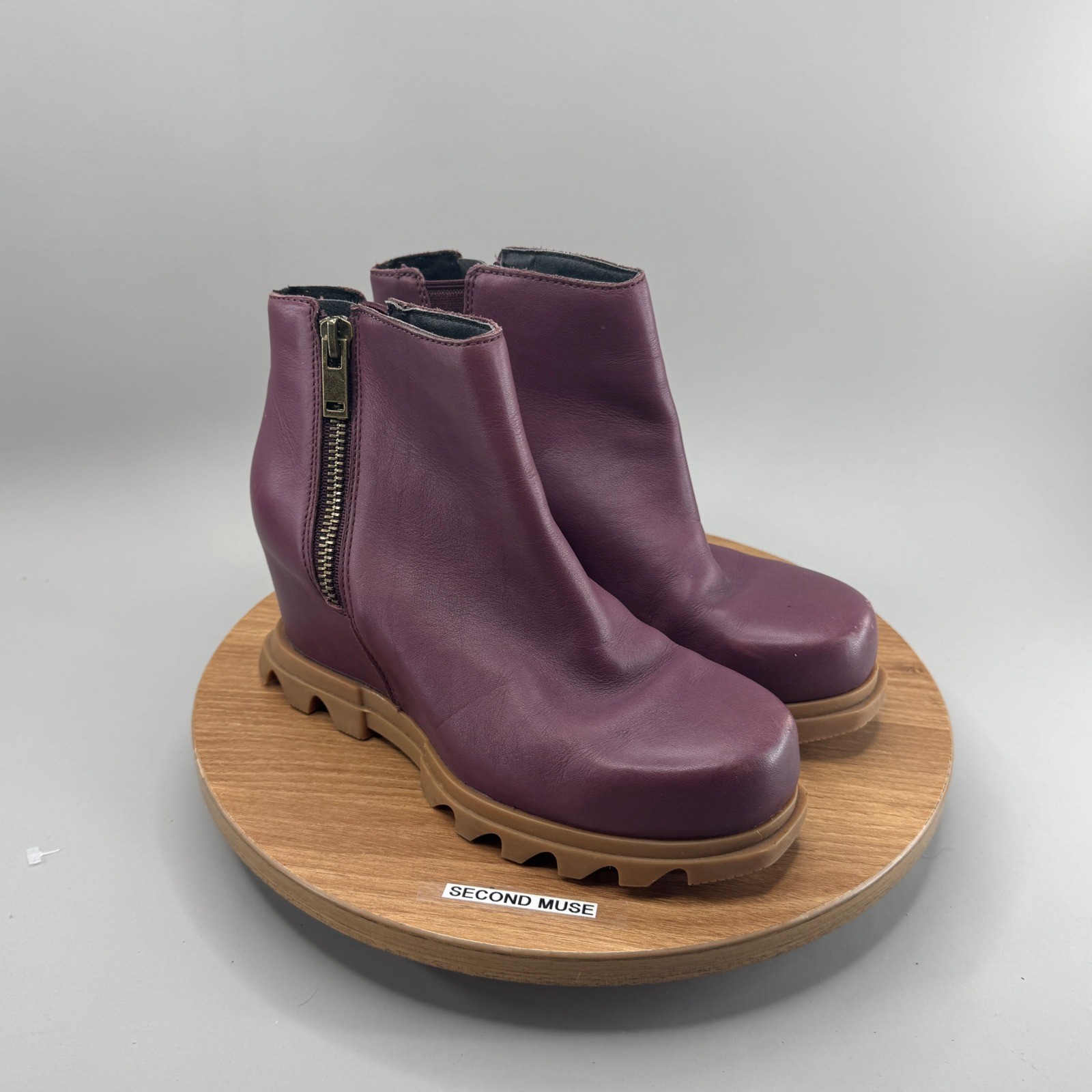 Sorel Joan of Arctic Wedge III Zip Bootie 6 Purple Leather Gorpcore Urban Rugged