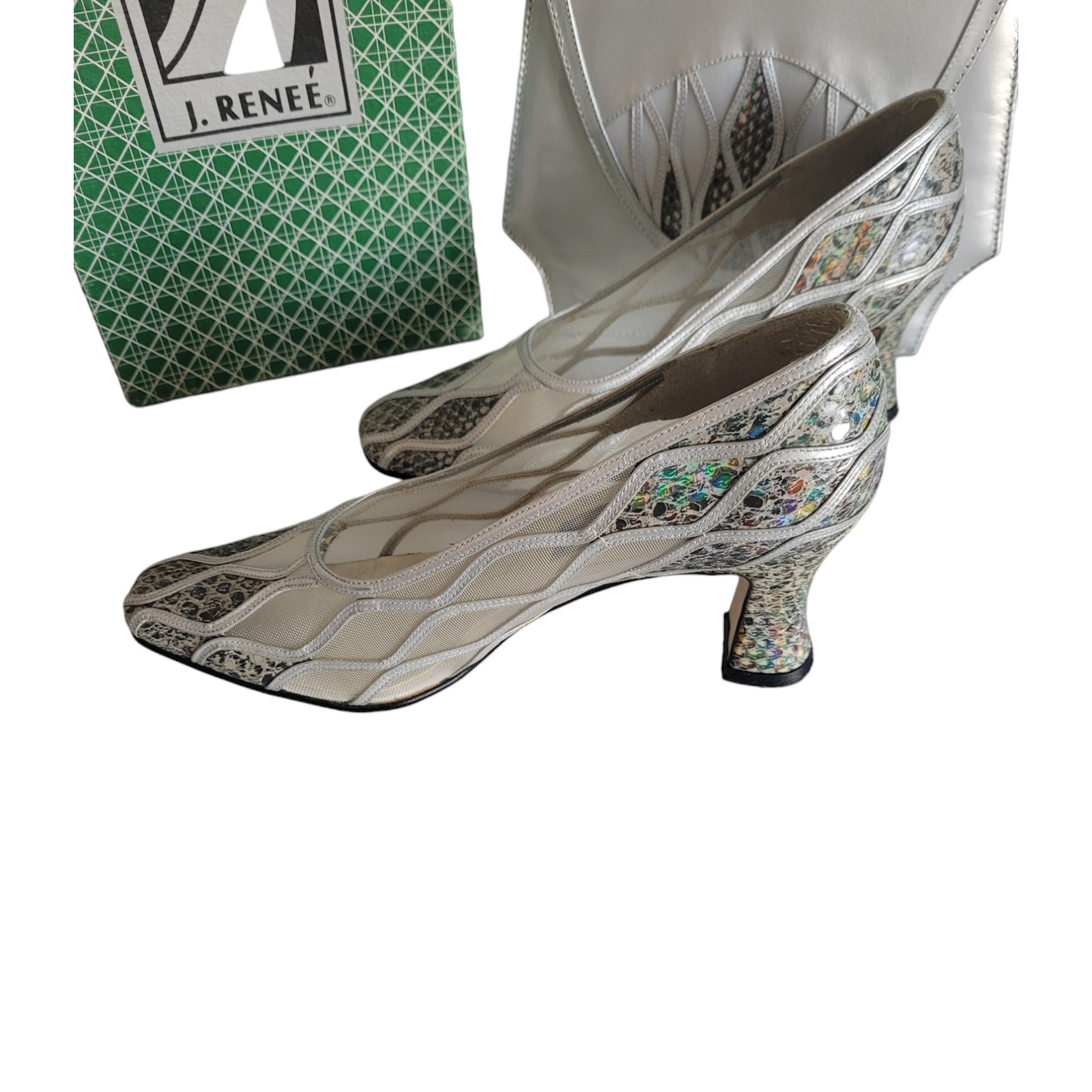 STUNNING J. Renee Vintage ‘BIANCO’ Silver Iridescent Pumps plus Matching Purse
