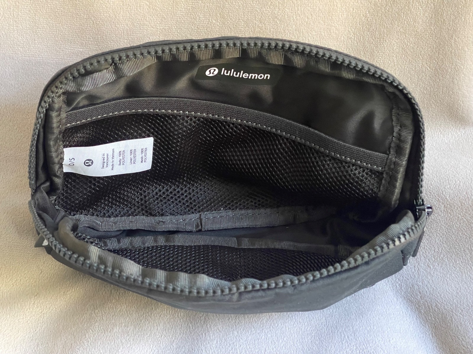 Lululemon Everywhere Belt Bag Navy Camo
