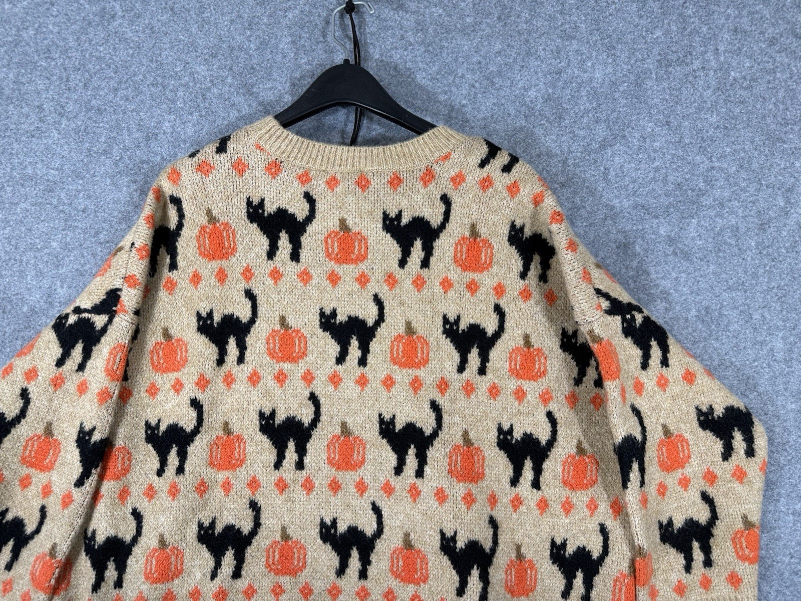 Vince Camuto Pullover Halloween Sweater Womens XL Beige Tan Knit Crew Neck NWT