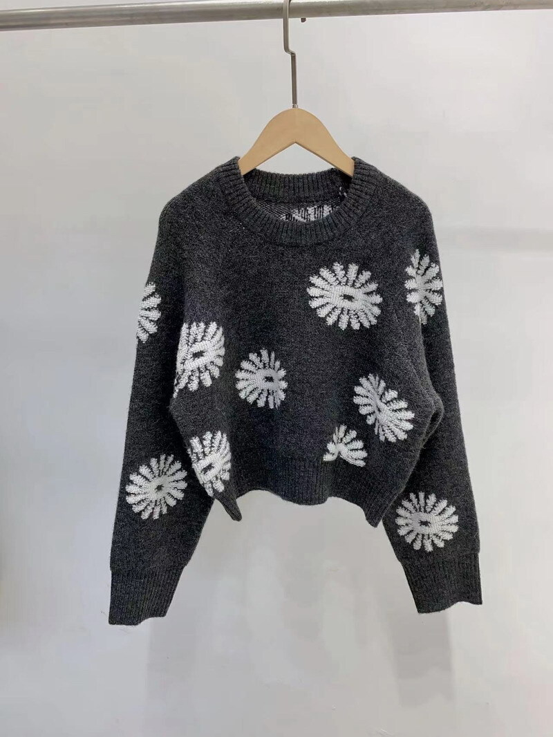 Sandro daisy flower loose lazy soft waxy style knitting cardigan size S,M,L