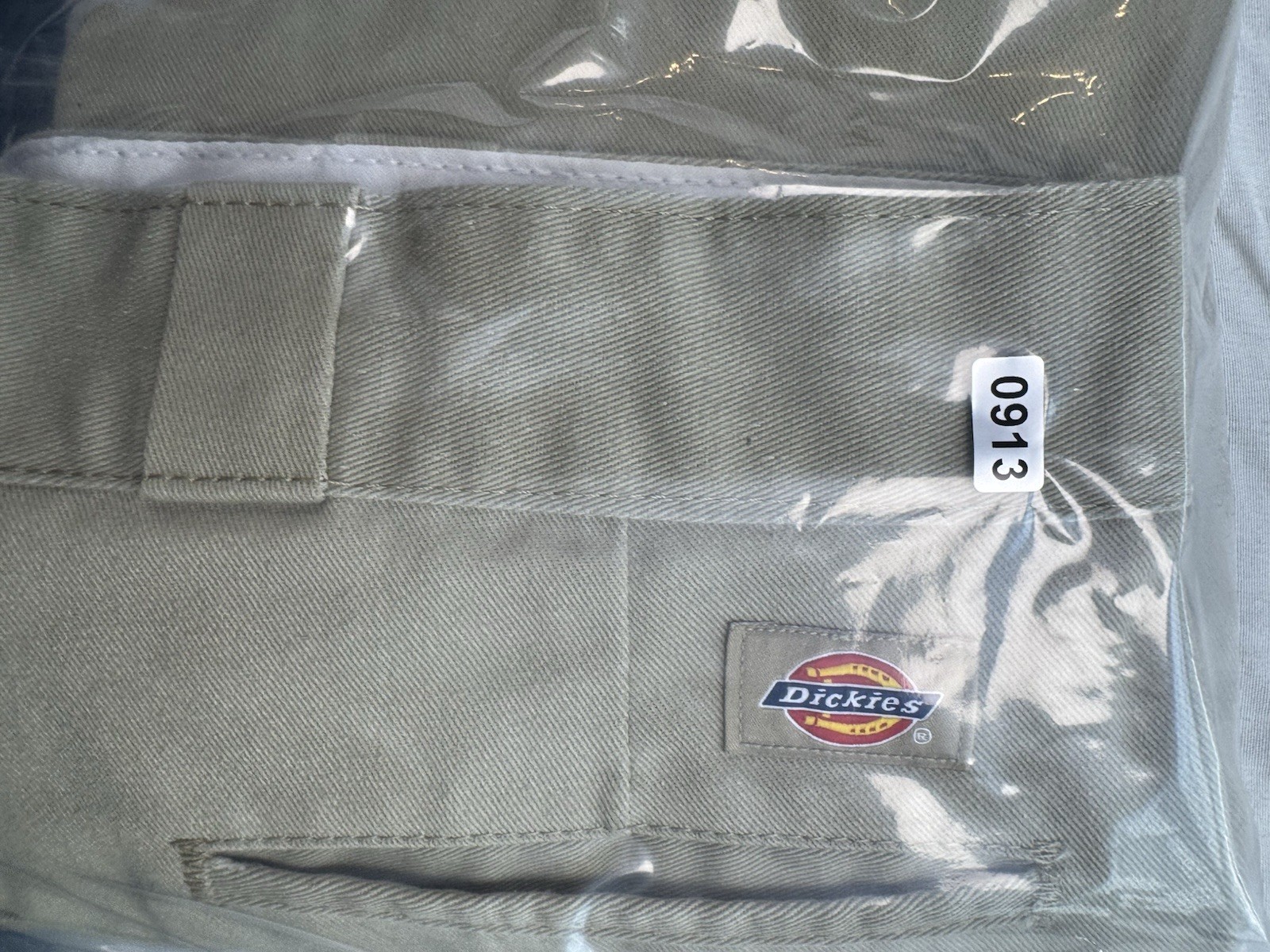 New Dickies 874 Original Fit Khaki Work Pants Men’s 42×30 Uniform Chinos Beige
