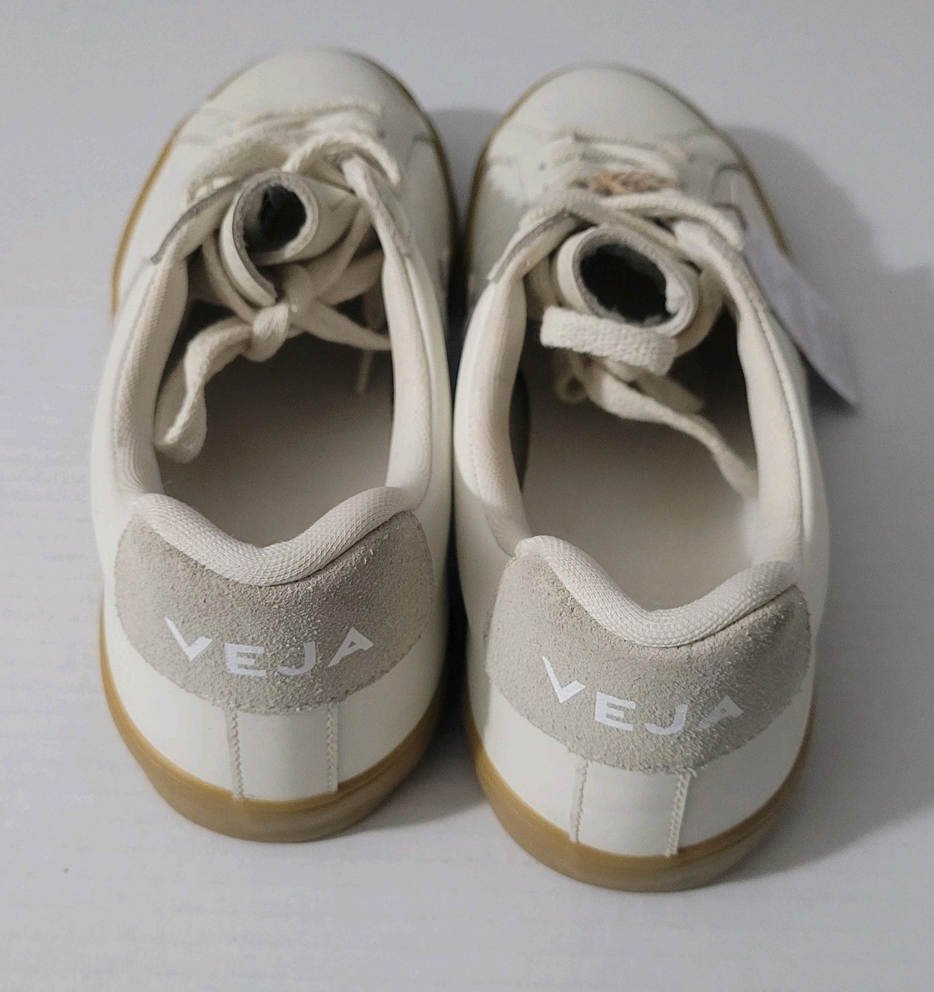 Veja Campo White Pierre Leather Suede Gum Sole Sneakers Mens 8 / Womens 10