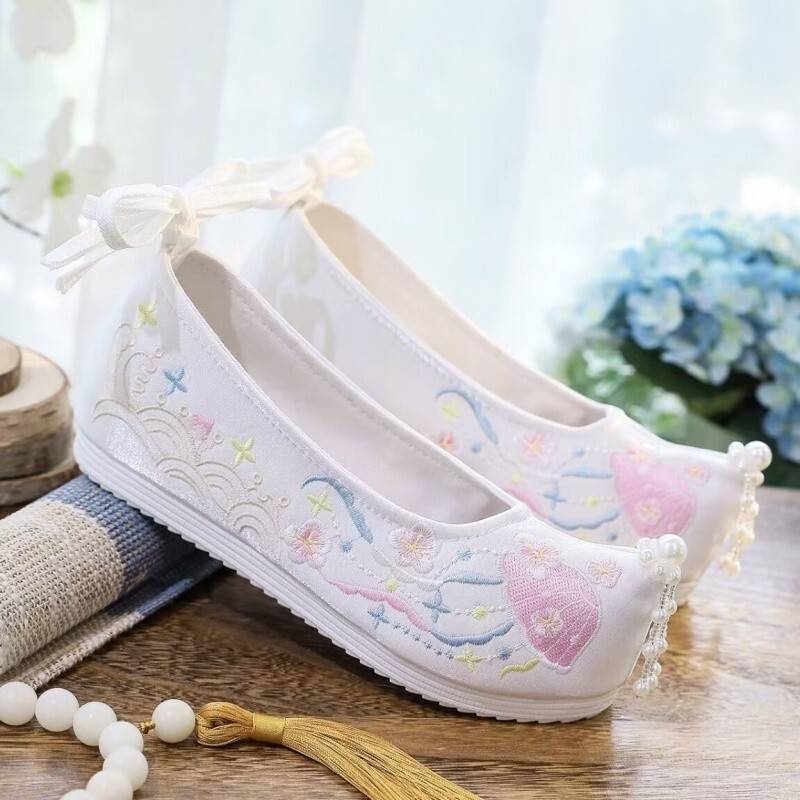 Women Ancient Chinese Traditional Hanfu Embroidery Flat Shoes Daily