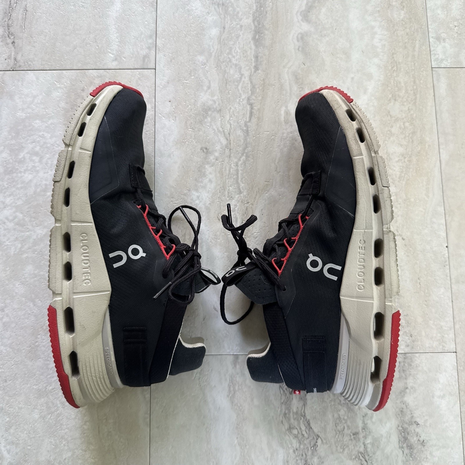 ON Cloud CloudNova 2 Black/Red Running Shoes Men’s 8.5