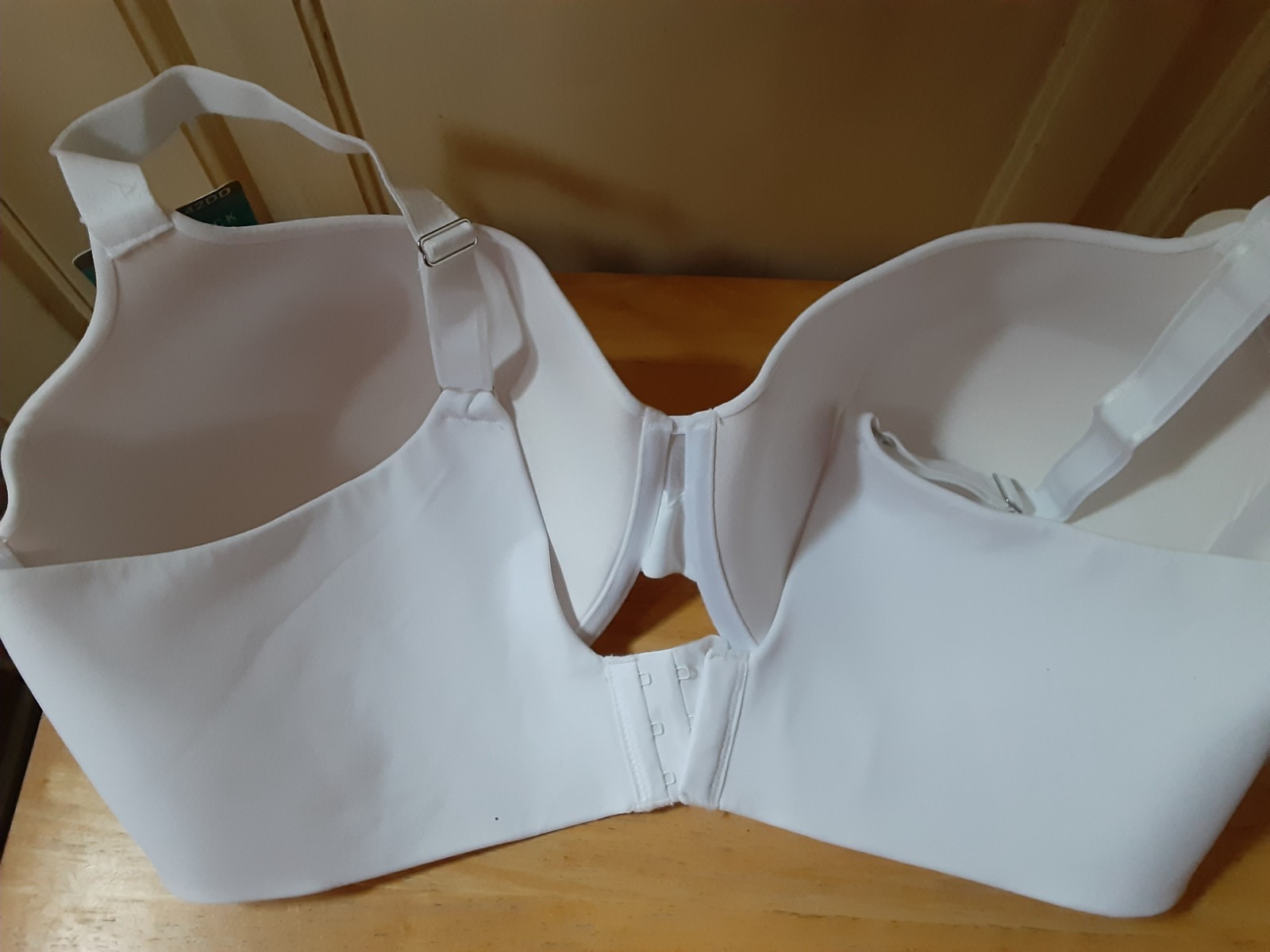 Vanity Fair Radiant Collection Under-Wire Bra Size 42DD NEW WITH TAGS