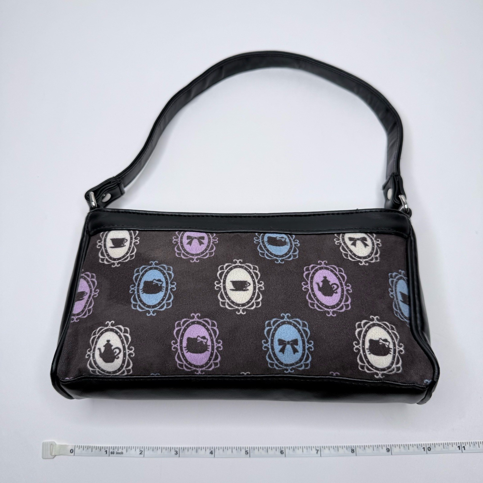 2007 Hello Kitty Small Shoulder Tea Party Pattern Bag with Purple Lining