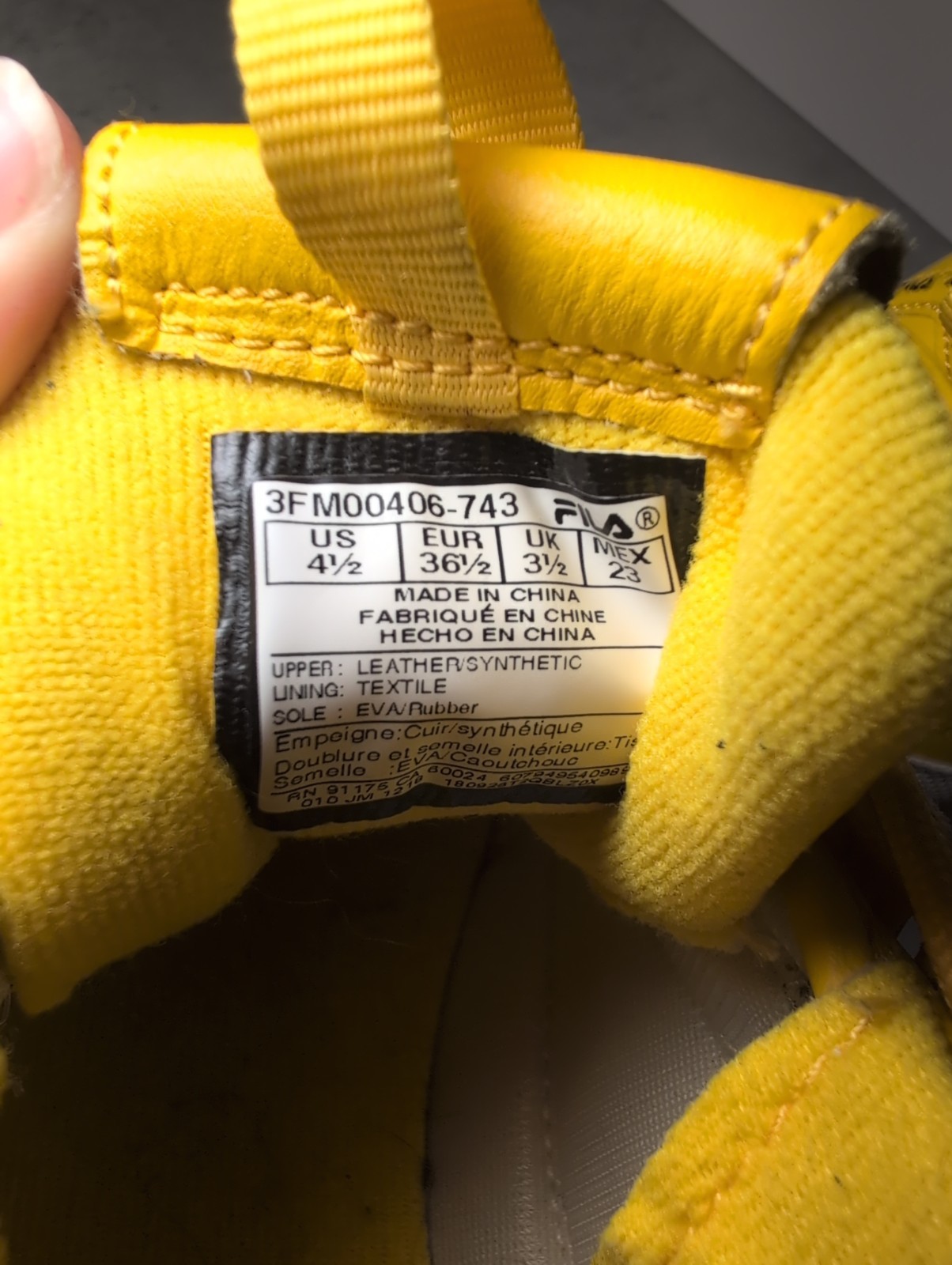 Fila Disruptor 2 Premium Repeat Canary Yellow Chunky Sneakers Size 4.5 US