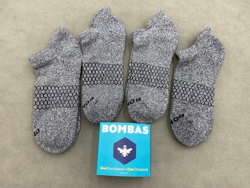 4 Pairs Gray Bombas Men’s Solids Cushion Ankle Socks Classic Size L