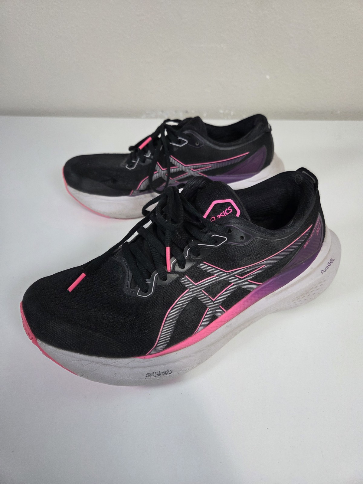 Women’s Asics Gel-Kayano 30 Black/Lilac Hint Running Shoes Sneakers – Size 9.5