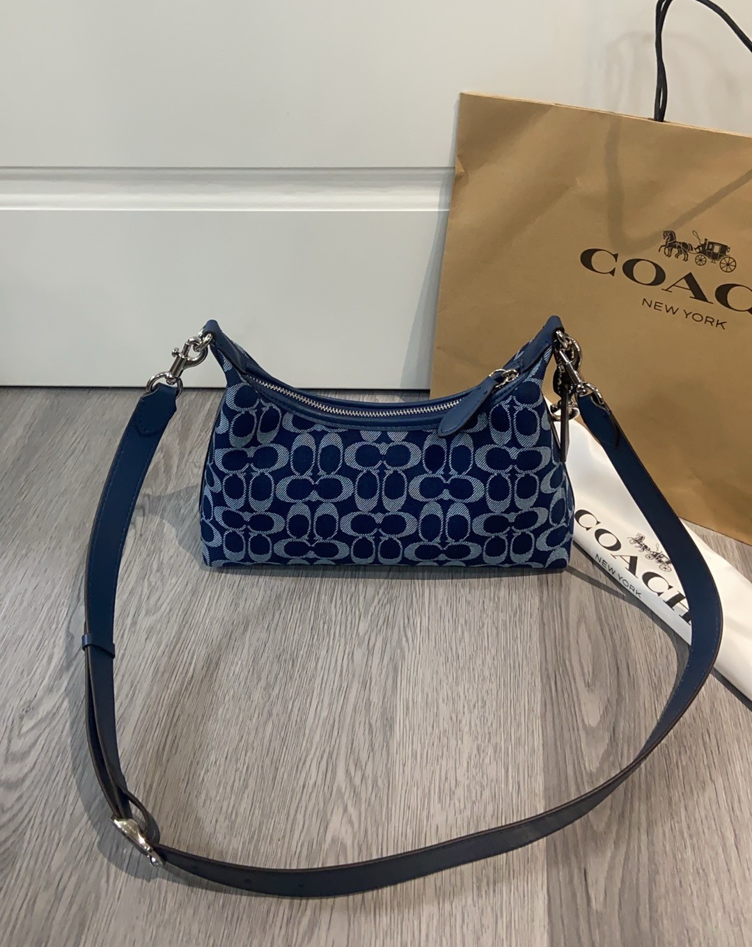 COACH CAM27 Juliet Shoulder Bag In Signature Denim Deep Blue Multi Outlet NEW