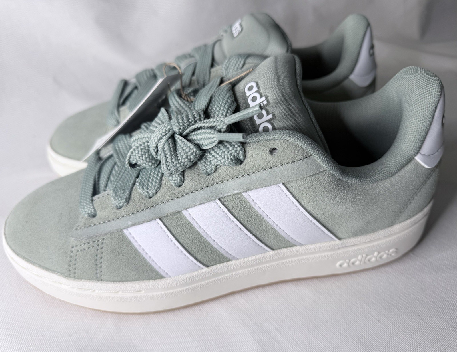 adidas Grand Court Alpha 00s Women’s 8 1/2 Sneaker Green/White JR3743 BRAND NEW