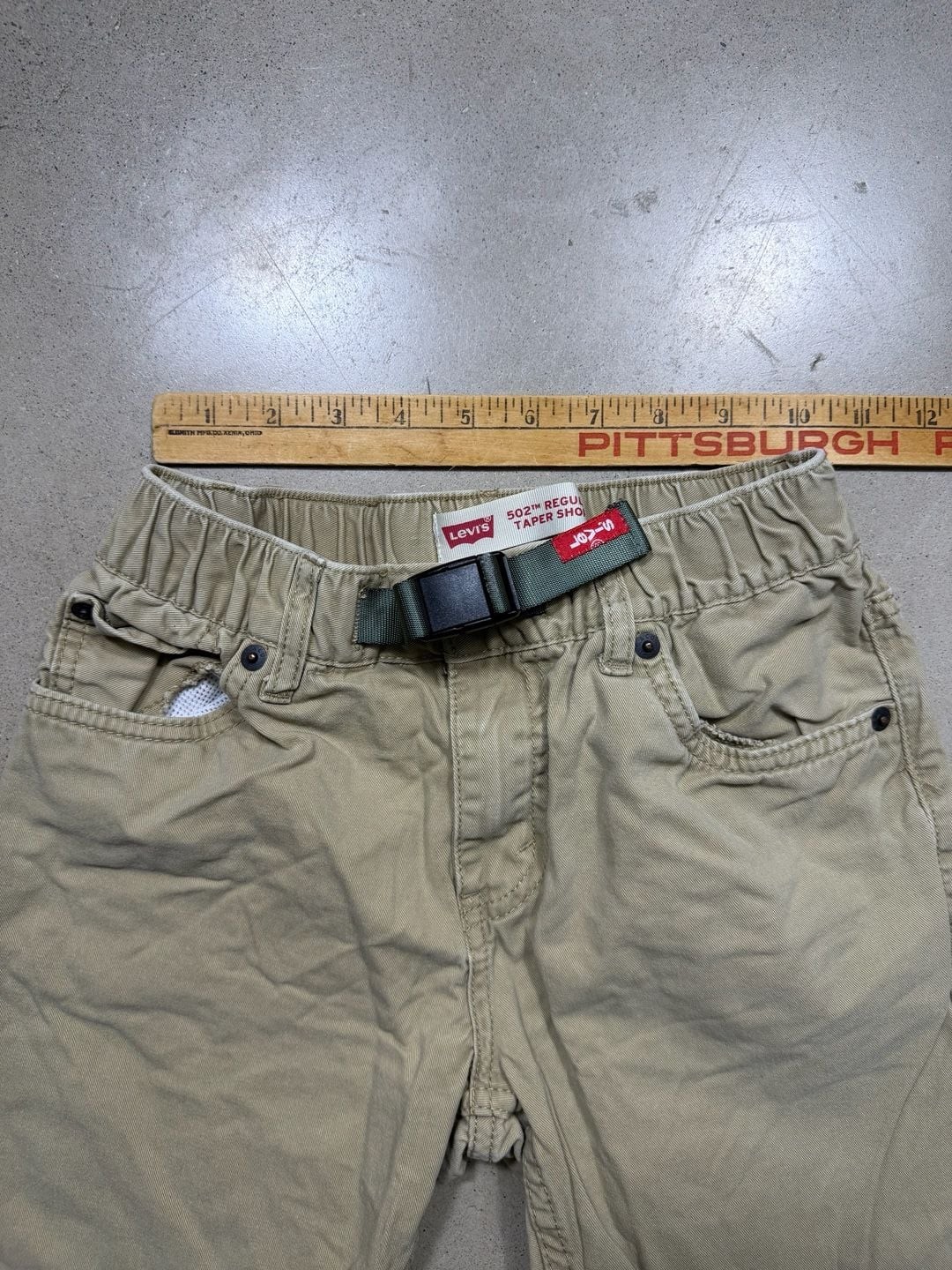 Levi’s 502 Regular Taper Chino Shorts with Webbed Belt – Boys Size 12 Reg