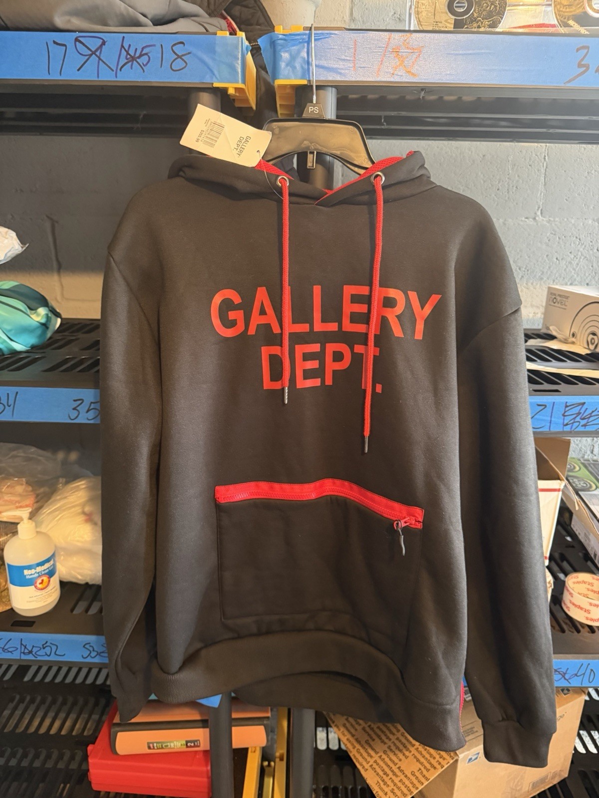 NWT GALLERY DEPT MENS PULLOVER HOODIE SIZE XL