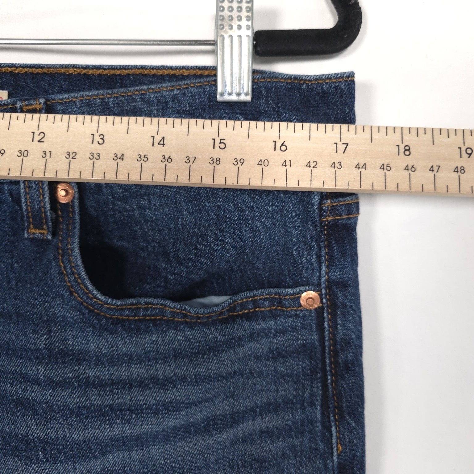 LEVIS PREMIUM Women’s Jeans Wedgie Bootcut Flare 32 Button Fly A8710-0001
