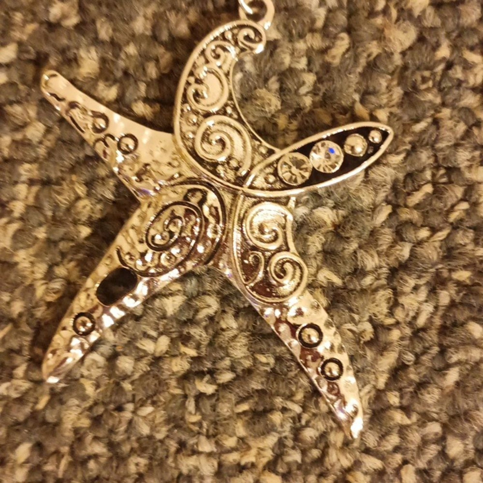 Starfish silver tone keychain with bling