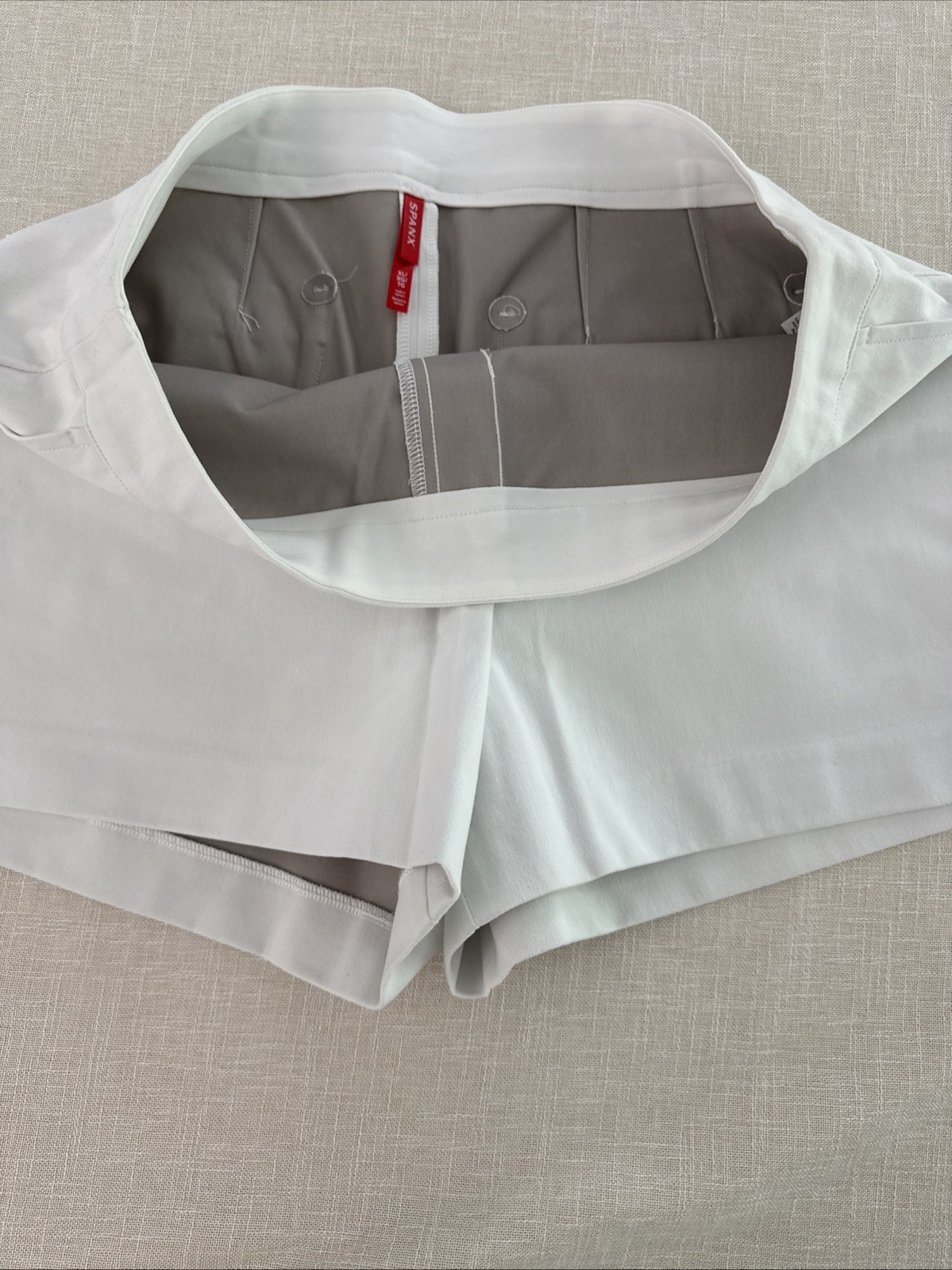Spanx High Waisted Shorts Womens XL White Lined Stretch High Rise Outdoor Beach